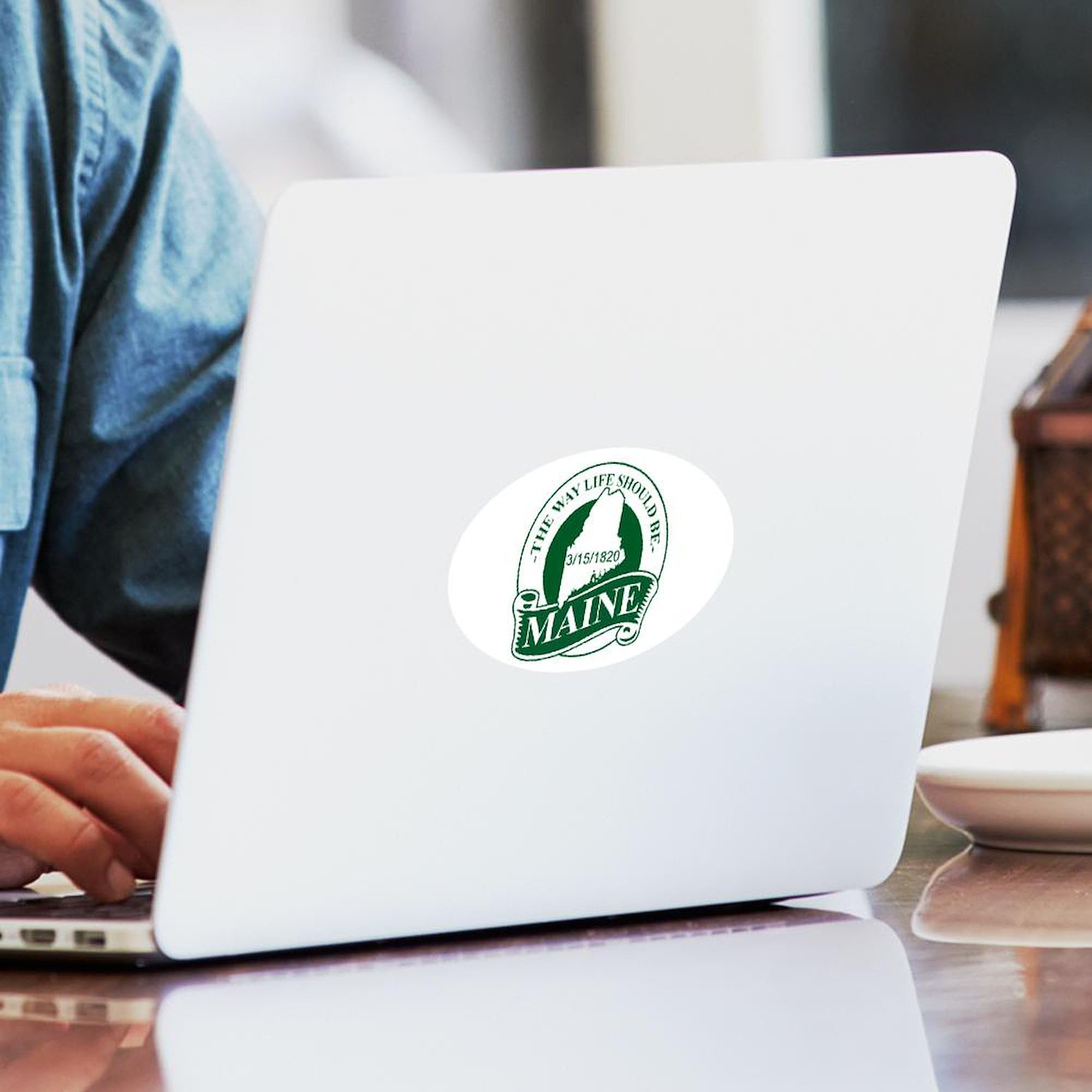 Maine Oval Car Bumper Sticker - Durable Decal for Cars & Laptops