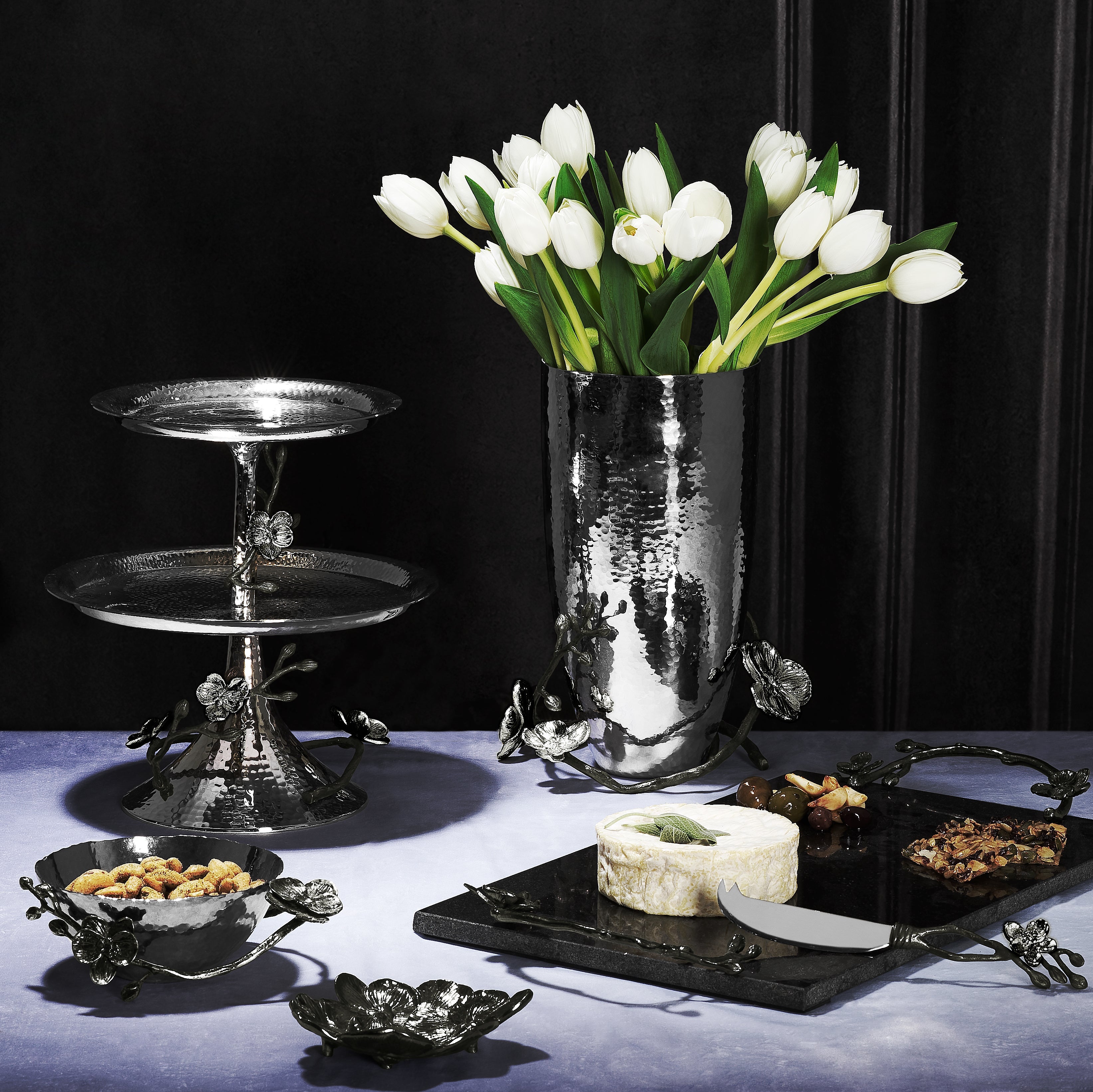 Premium Black Orchid Nut Dish - Elegant Snack Bowl for Nuts, Candy & Party Treats - Perfect for Entertaining, Home Decor & Gift Giving