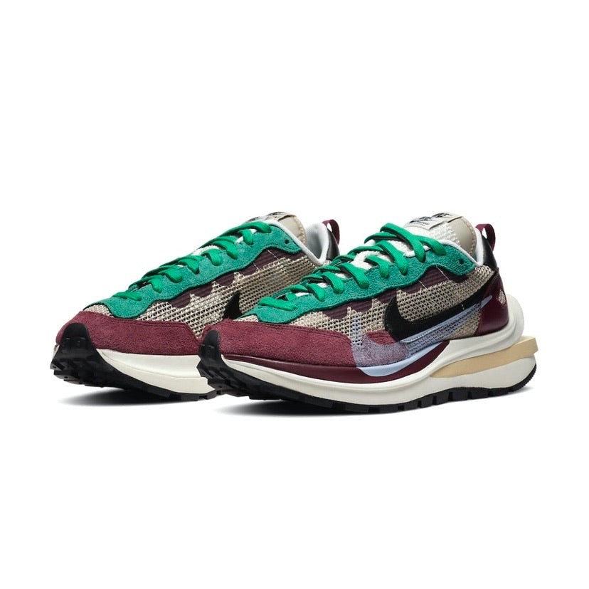 Nike Sacai x Vaporwaffle String Black Villain Red Sneakers - Stylish Running & Casual Shoes for Men & Women | Perfect for Streetwear, Gym & Everyday Wear