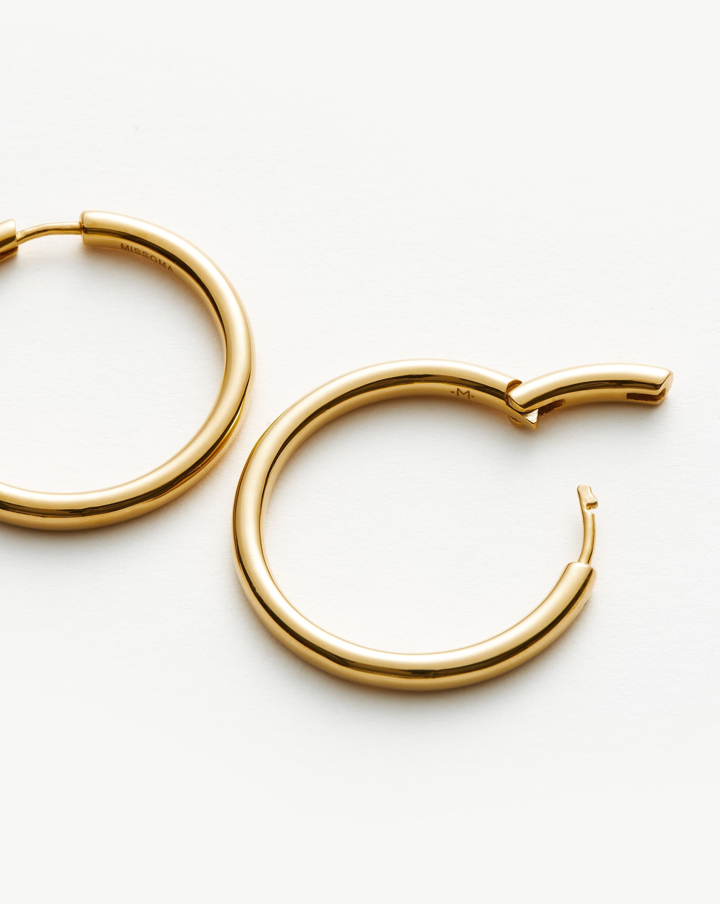 Classic 18k Gold Plated Medium Hoop Earrings for Women - Trendy Tunnel Hoop Earrings for Everyday Wear & Special Occasions