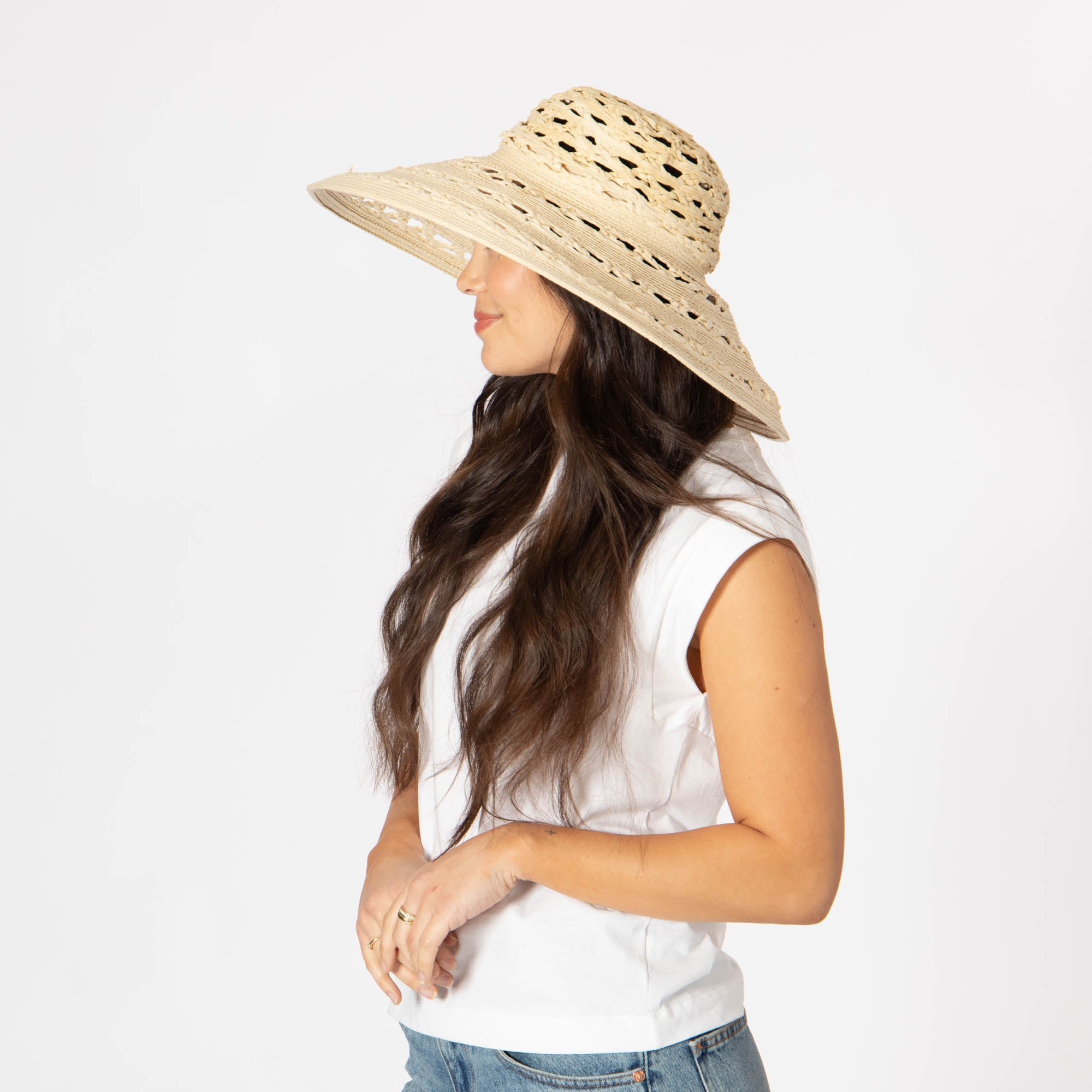 Sierra Round Crown Wide Brim Sun Hat for Women - UPF 50+ UV Protection Summer Beach Hat - Fashionable Sun Hat for Outdoor, Travel, and Gardening