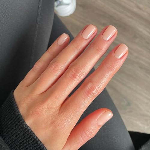 glossy nude