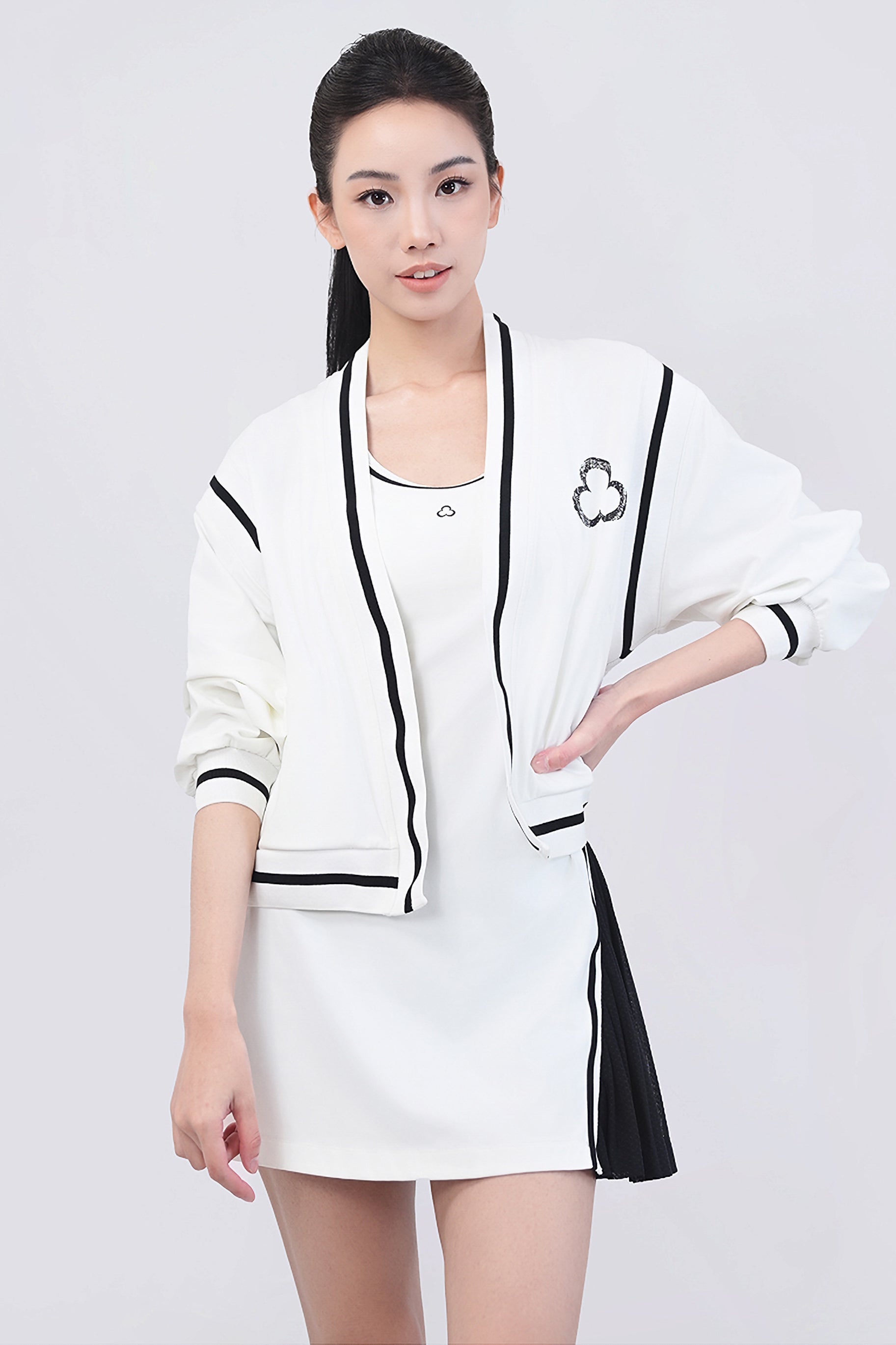 Line Logo Jacket - Stylish Casual Outerwear for Men & Women | Perfect for Streetwear, Urban Fashion & Everyday Wear