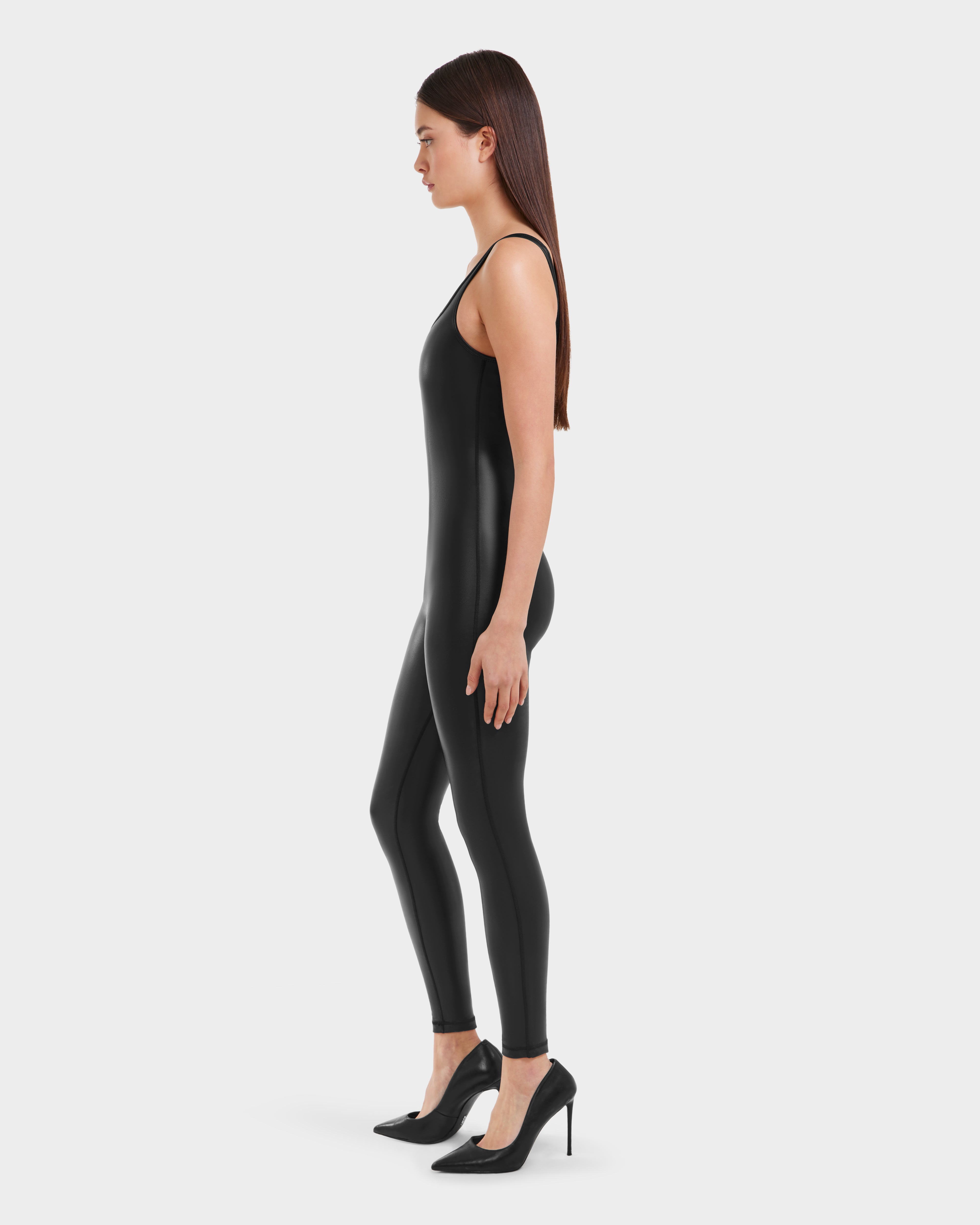 LAWREN 8523047 Black - Stylish and Durable for Everyday Use | Perfect for Home, Office, and Travel