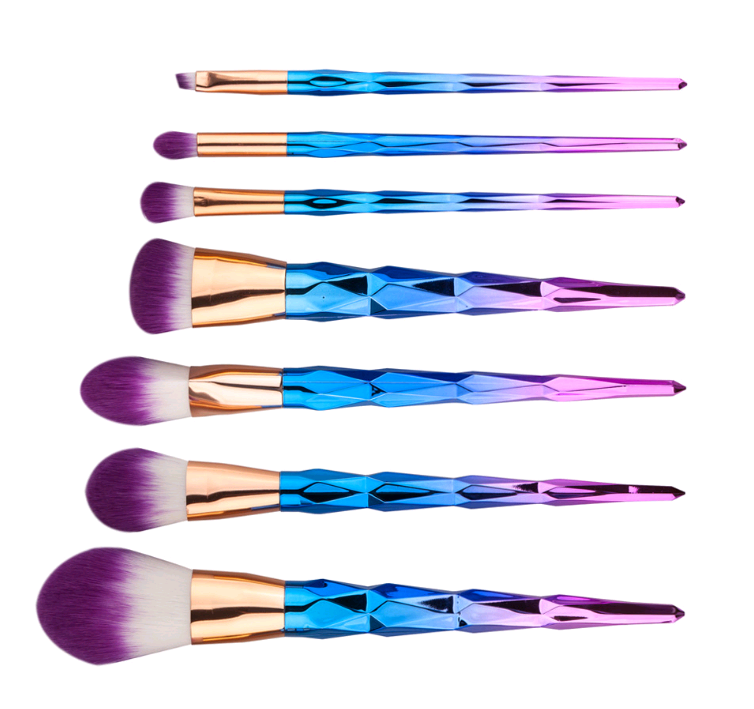 7-Piece Professional Makeup Brush Set with Diamond Foundation Brush - Soft Bristles for Flawless Makeup Application - Perfect for Contouring, Blending & Everyday Beauty Routine