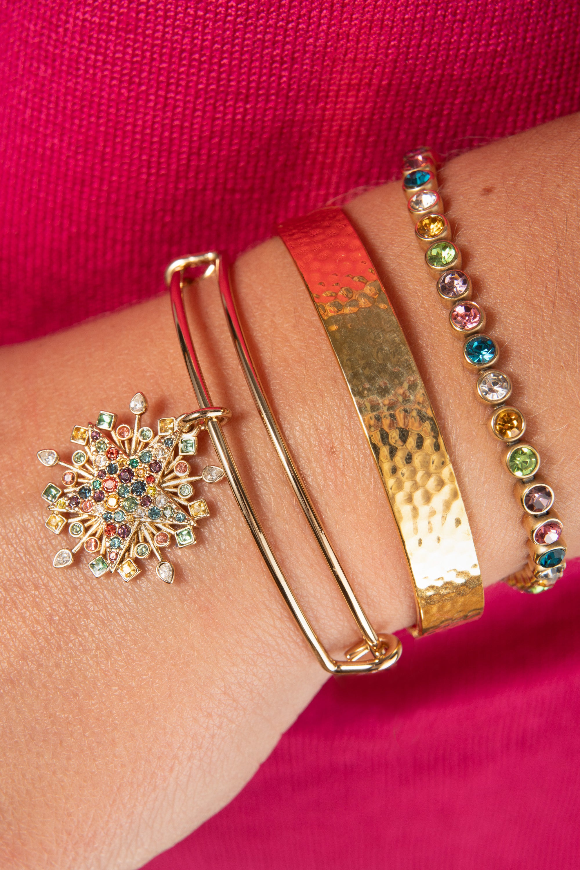 Christmas Tree Topper Bangle - Elegant Holiday Tree Decor for Xmas Celebration | Perfect for Home, Office & Party Decoration