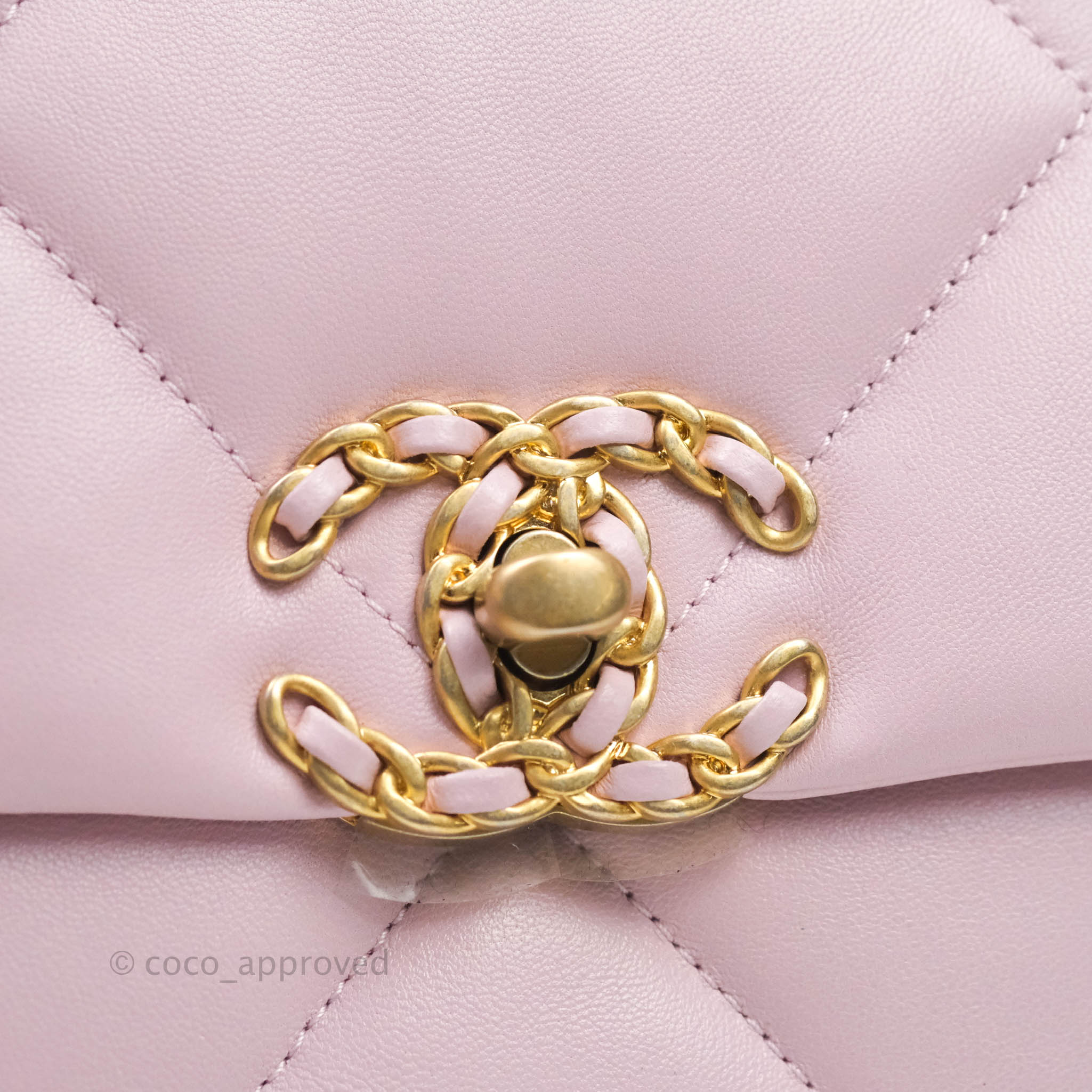 Chanel 19 Small Handbag in Lilac Rose Claire with Mixed Hardware - Luxury Crossbody Bag for Women, Perfect for Date Night & Special Occasions