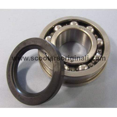 Lambretta Rear Hub Bearing for All Series 1, 2 & 3 Scooters - RIV Compatible Replacement Part | Perfect for Scooter Maintenance & Repair