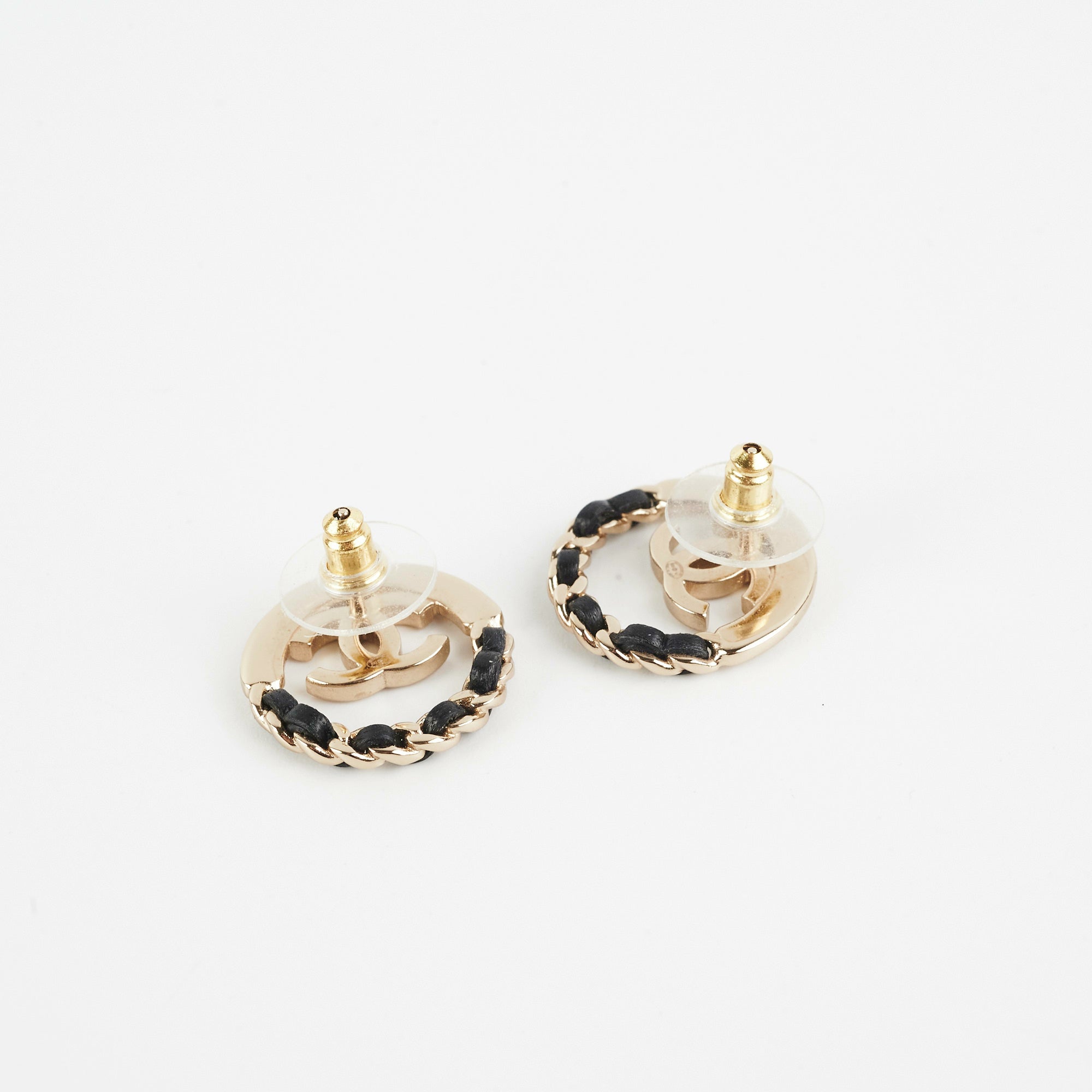 Chanel Round Earrings for Women - Luxury Gold-Plated Pearl Stud Earrings - Elegant Fashion Jewelry for Parties, Weddings & Special Occasions