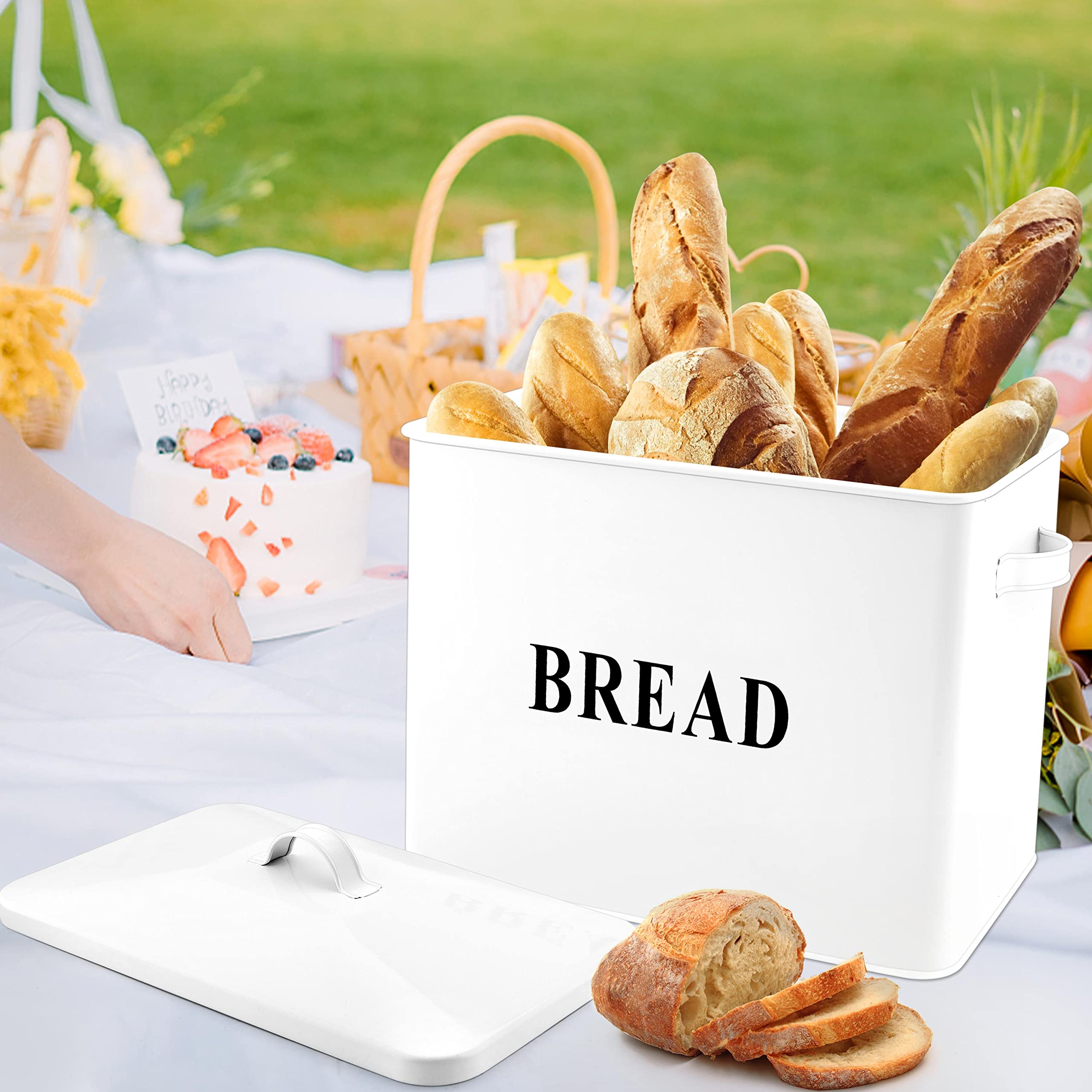 TeamFar Large Metal Bread Box for Kitchen Countertop – 13.1’’ x 11.8’’ x 7.3’’ Modern Farmhouse Bread Storage Container with Lid – Holds 2+ Loaves – Perfect for Bread, Baguettes & Pastries Storage in Home, Bakery or Café