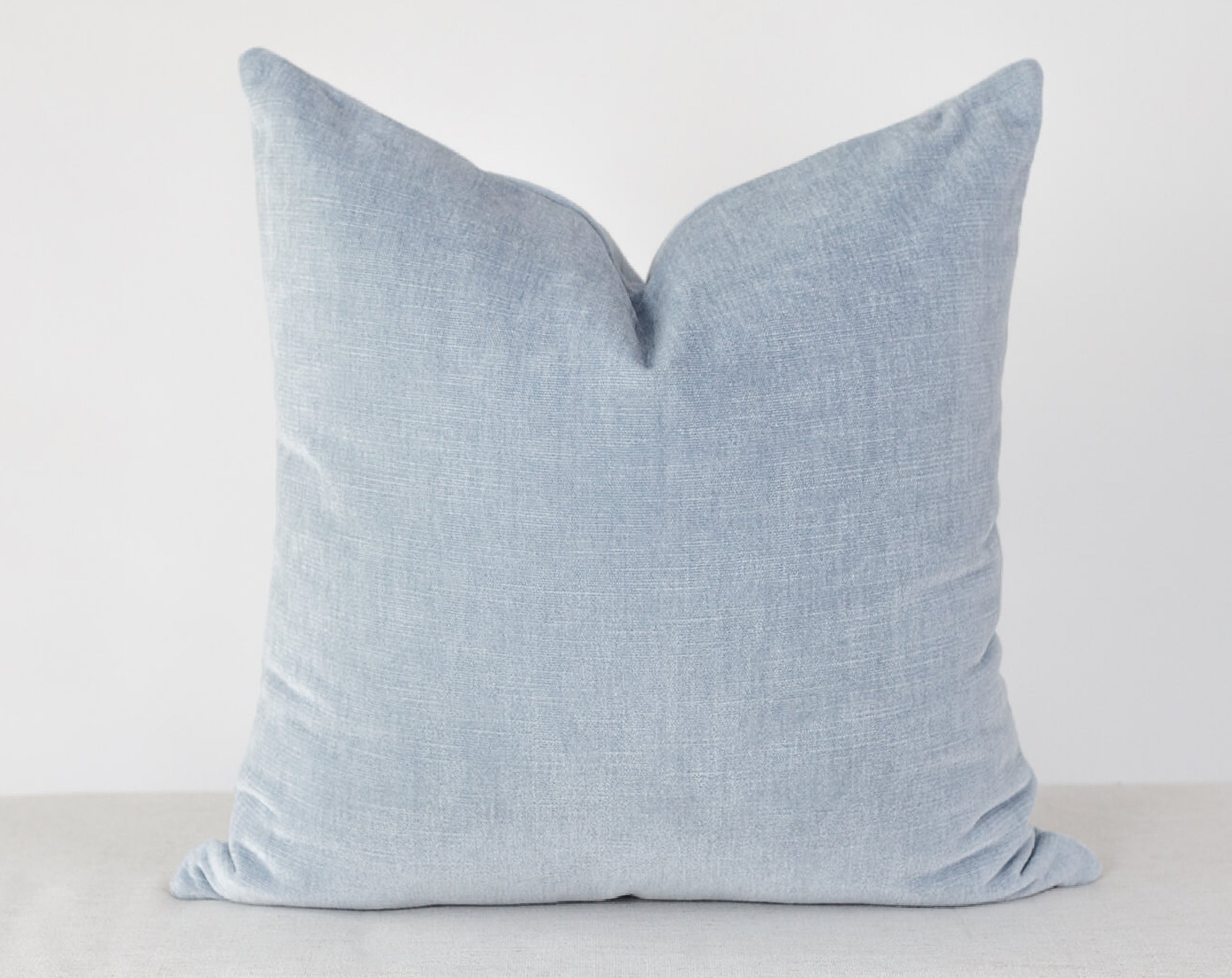 Premium Pillow Combination Set #165 - Soft & Supportive Bed Pillows for Side, Back & Stomach Sleepers - Perfect for Home, Hotel & Guest Room Comfort