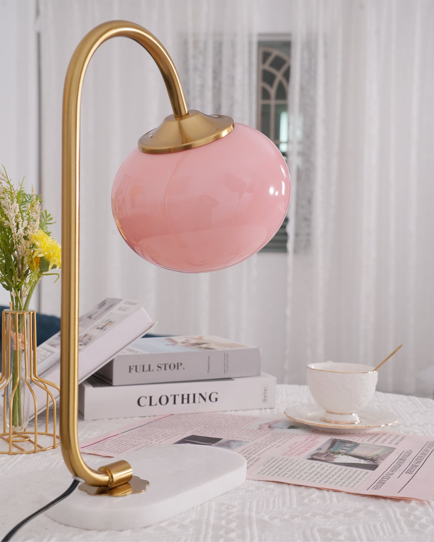 Cozy Marshmallow Table Lamp - Soft Glow Bedside Light for Kids & Nursery - Perfect for Bedrooms, Dorms, and Relaxing Nighttime Ambience