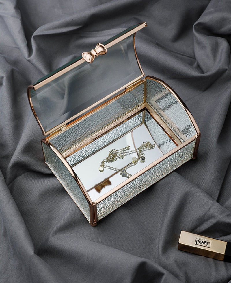 Luxury Velvet Jewelry Box for Women - Elegant Organizer for Rings, Necklaces & Earrings - Perfect for Gift Giving & Home Decor