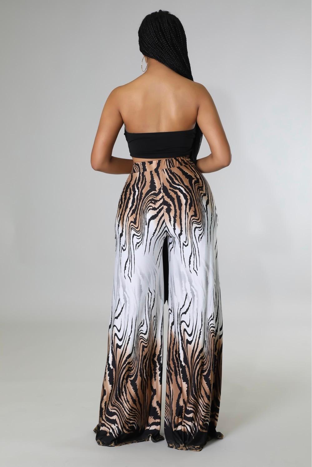 Safari Muse Women's Casual Pant Set - Stylish & Comfortable Outfit for Travel, Hiking & Outdoor Adventures