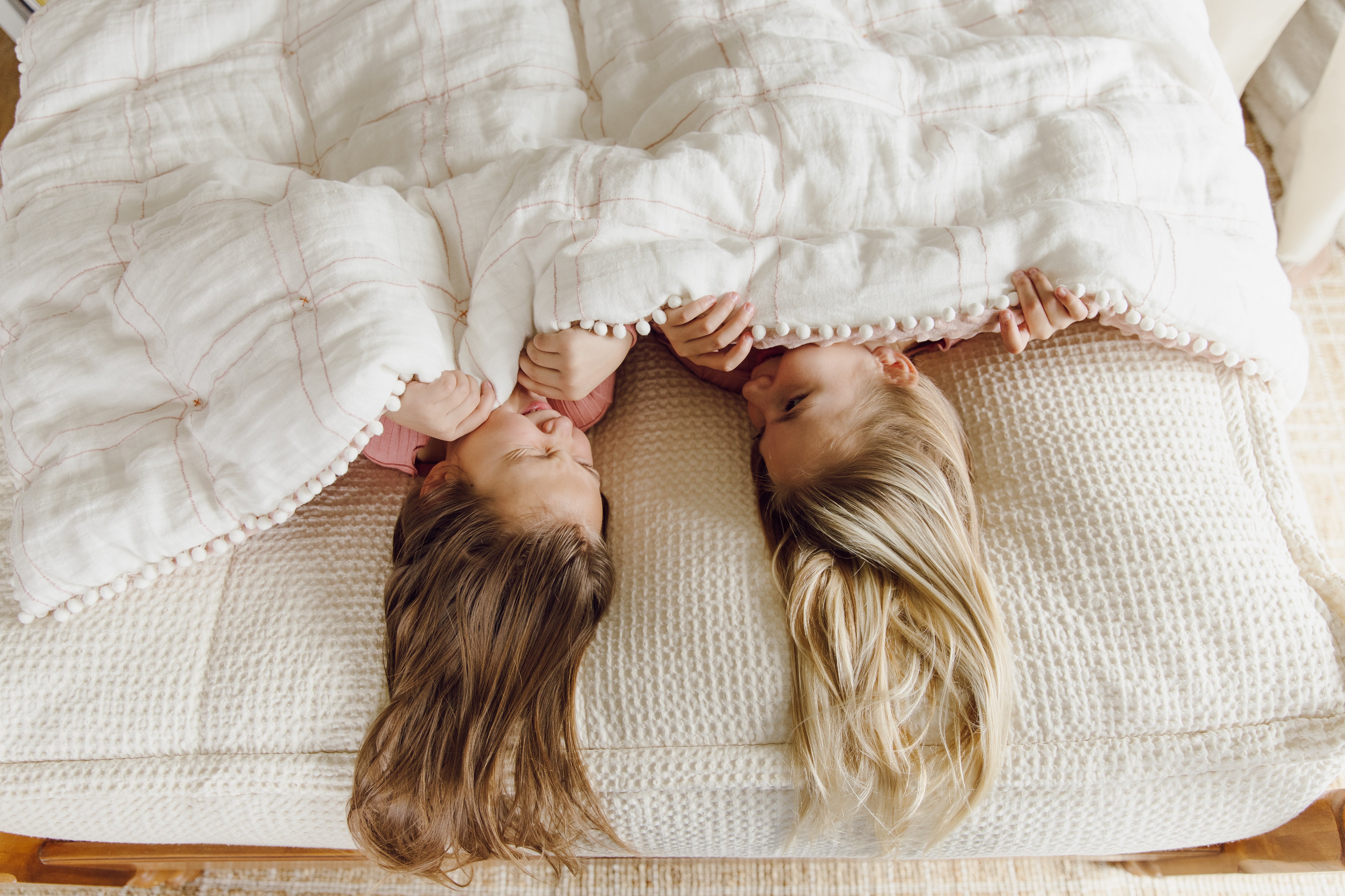 Soft & Cozy Miley Luxe Blanket - Premium Flannel Throw for Bed, Couch & Travel - Perfect for Winter, Gifts & Home Decor