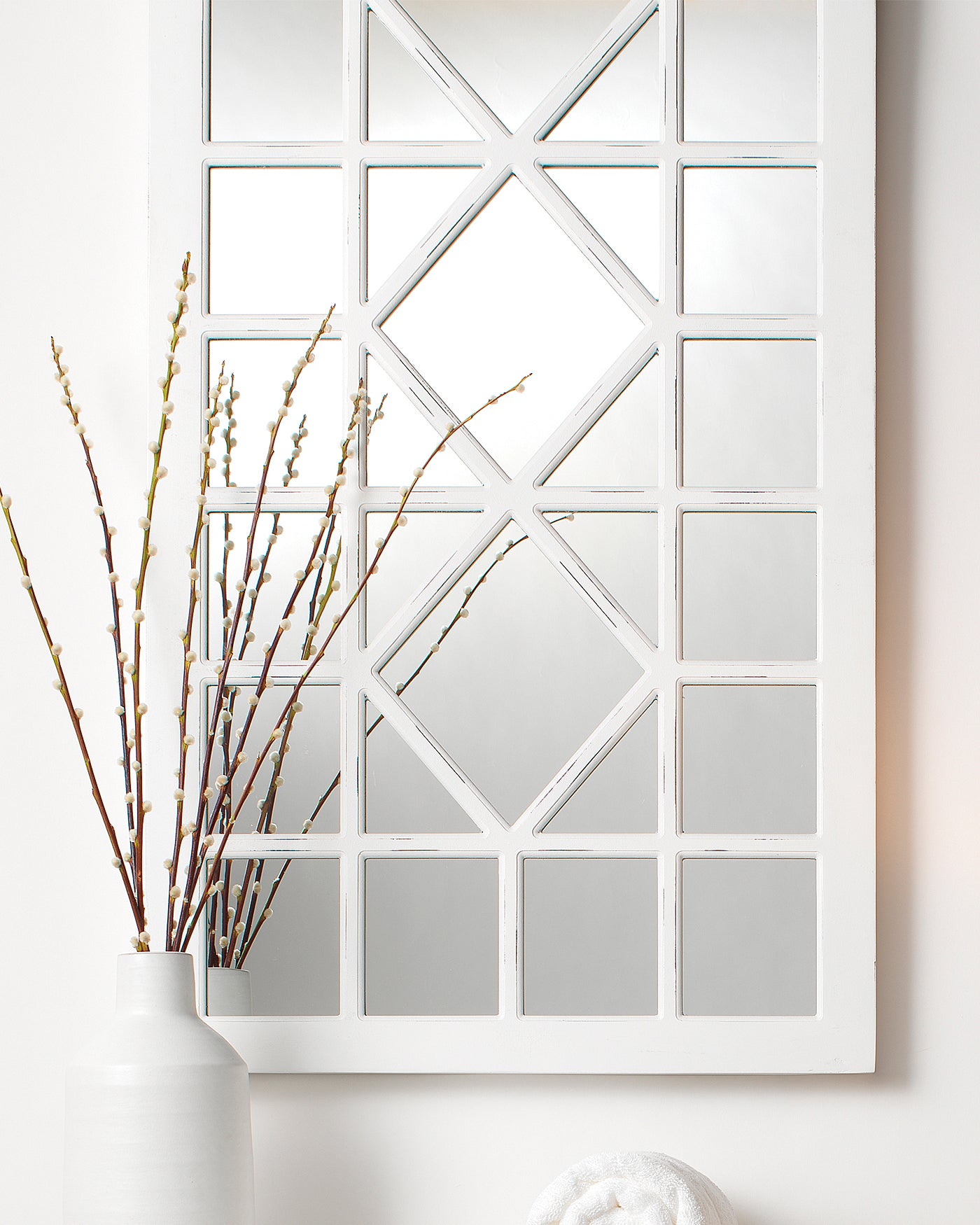 Virginia Mirror - Elegant Wall Mirror for Home Decor, Bedroom, Living Room & Bathroom | Perfect for Enhancing Space & Style