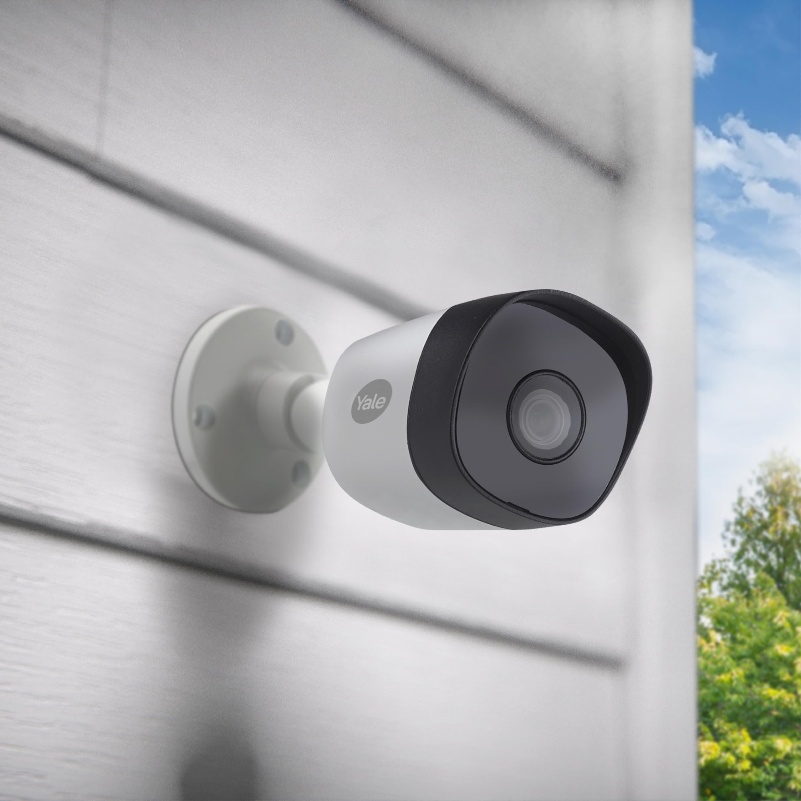 Yale Smart Home Security Camera XL Kit - Wireless Indoor/Outdoor CCTV System with Night Vision & Motion Detection for Home, Office & Business Surveillance