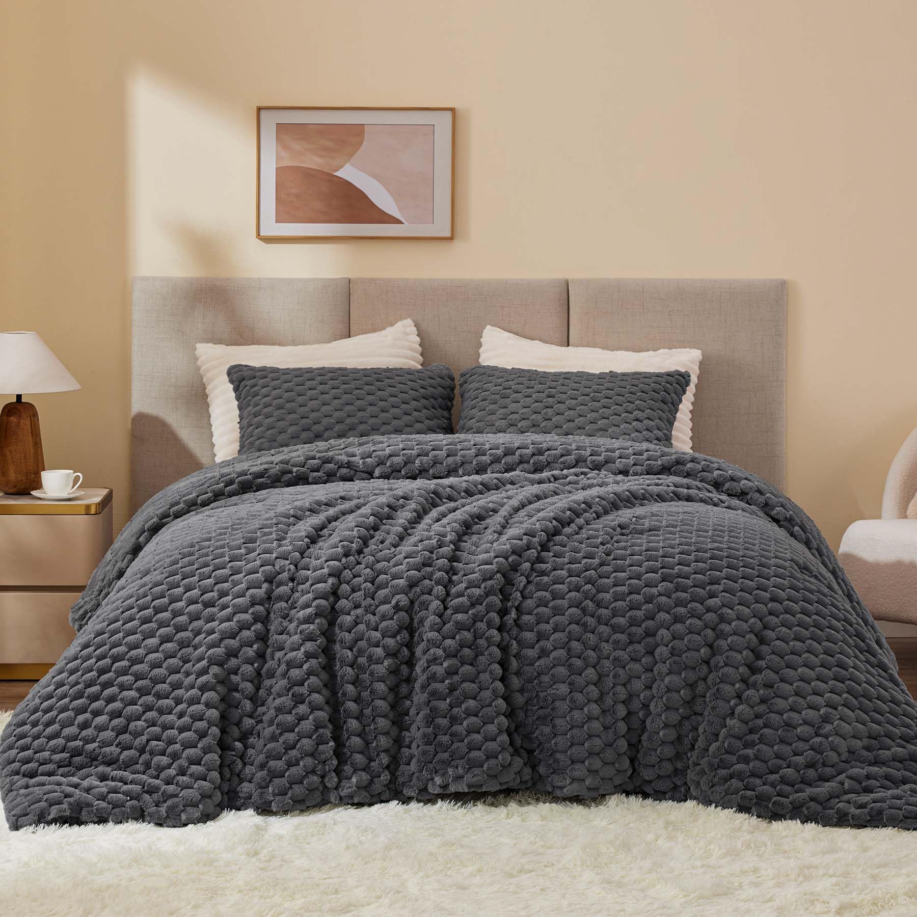 BEDELITE Fluffy King Size Comforter Set - Ultra Soft Grey Fleece Bedding for King Beds | 3-Piece Winter Warm Comforter with Pillowcases | Cozy Luxury Bed Set for Cold Nights & Master Bedrooms