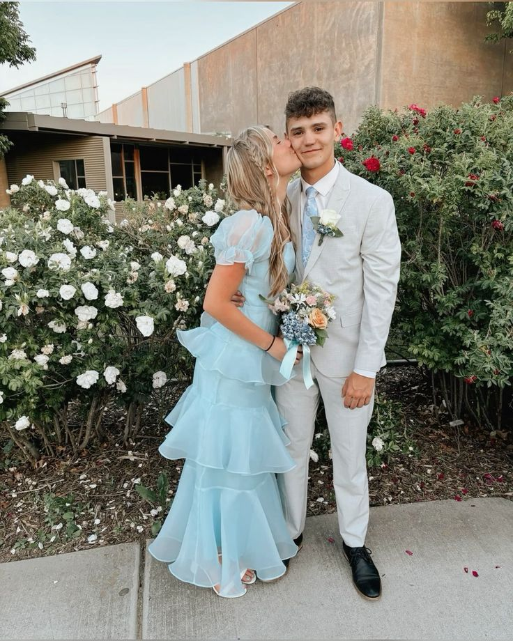 Elegant Blue A-Line Short Sleeve Prom Dress with Tiered Skirt - Formal Party Gown J5208 for Homecoming, Wedding Guest & Special Occasions