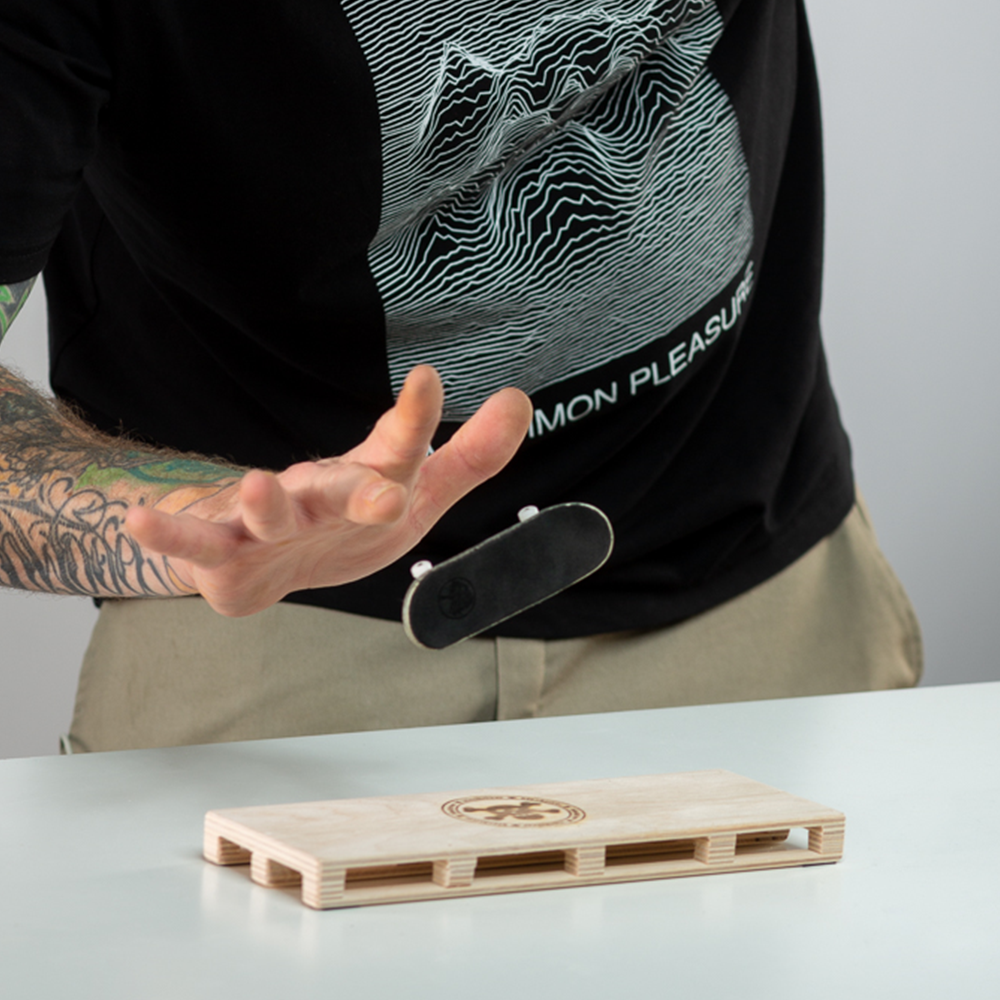 Blackriver Fingerboard Ramp Double Manual Pallet - Professional Finger Skateboard Training Tool for Tricks & Stunts - Perfect for Home, Office & Skate Park Practice