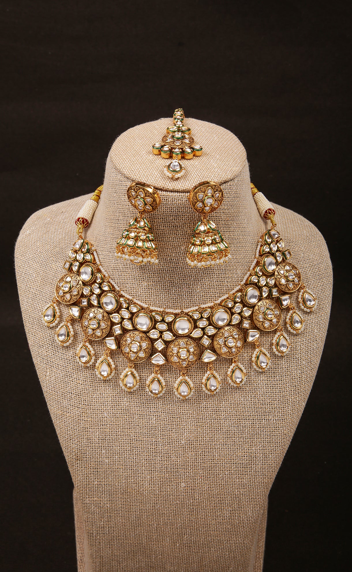 Elegant Designer Gold Plated Royal Kundan Necklace (D1101) - Perfect for Weddings, Bridal Jewelry & Special Occasions