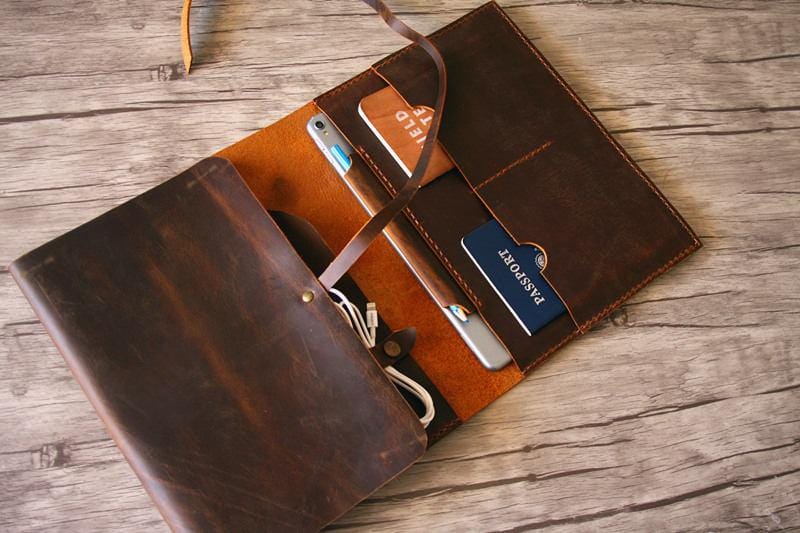 Custom Leather MacBook Laptop Sleeve Case - Personalized Name Engraving - Perfect for 13/14/15 Inch MacBook Air & Pro - Office, Travel & School Protective Cover