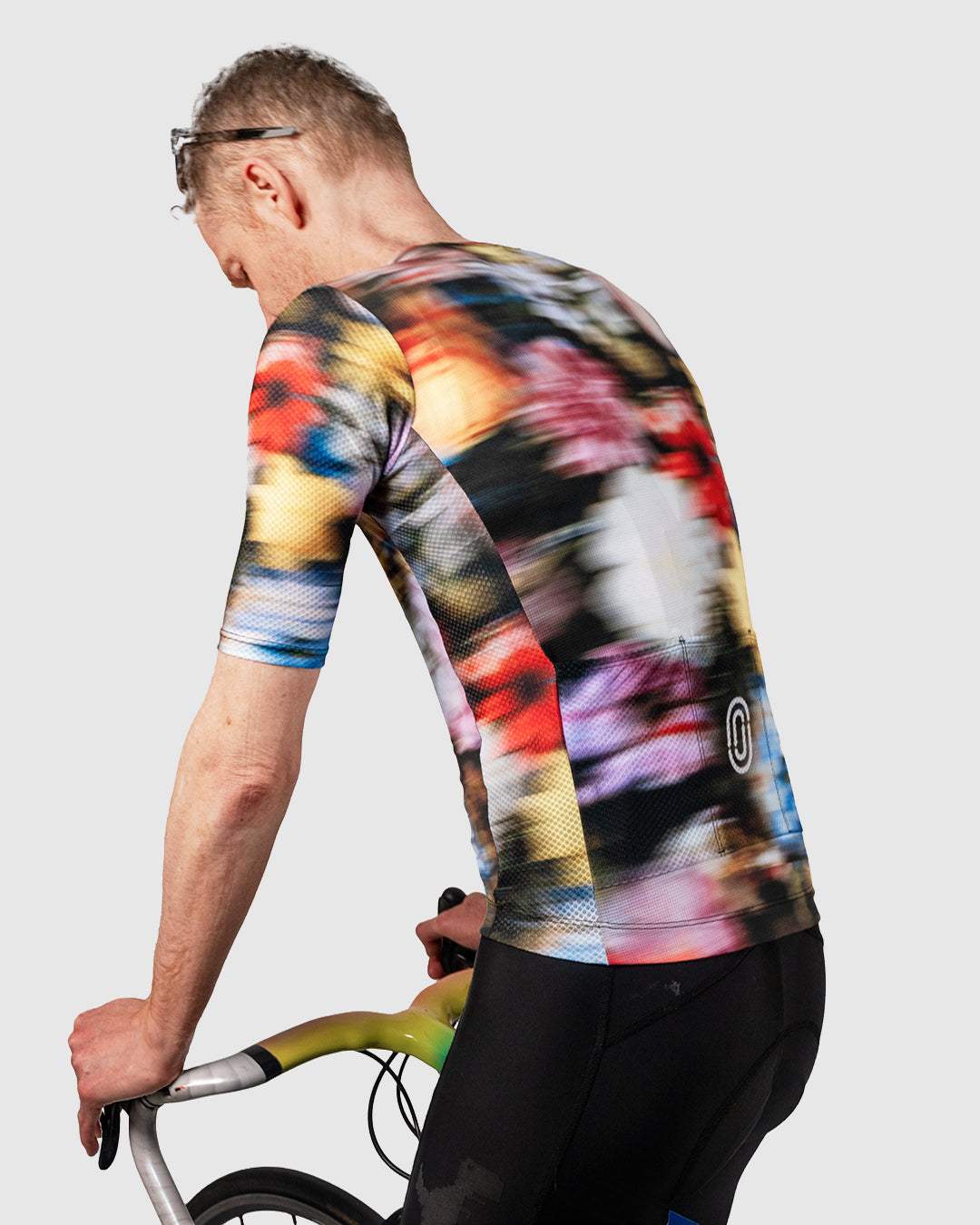 Velocita Jersey - High-Performance Cycling & Running Shirt for Men & Women - Perfect for Training, Racing & Outdoor Sports
