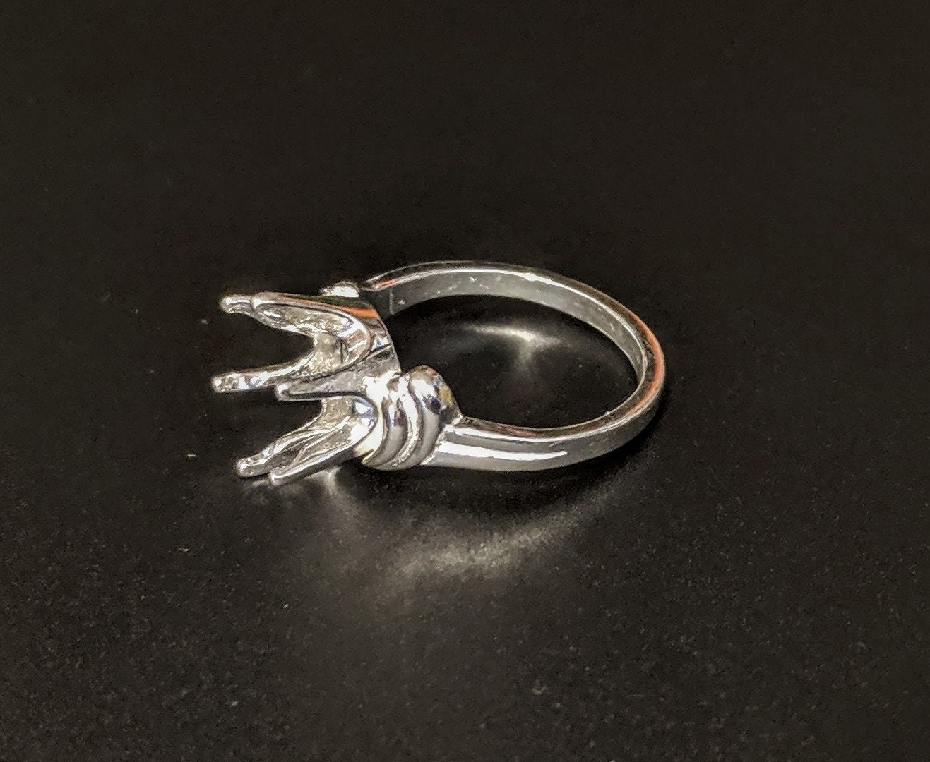 10mm Round Semi Offset Pre-Notched Sterling Silver or 14kt Gold Fashion Ring - Size 7 (Setting 163 445/143 445) - Perfect for Everyday Wear, Gift Giving & Jewelry Making