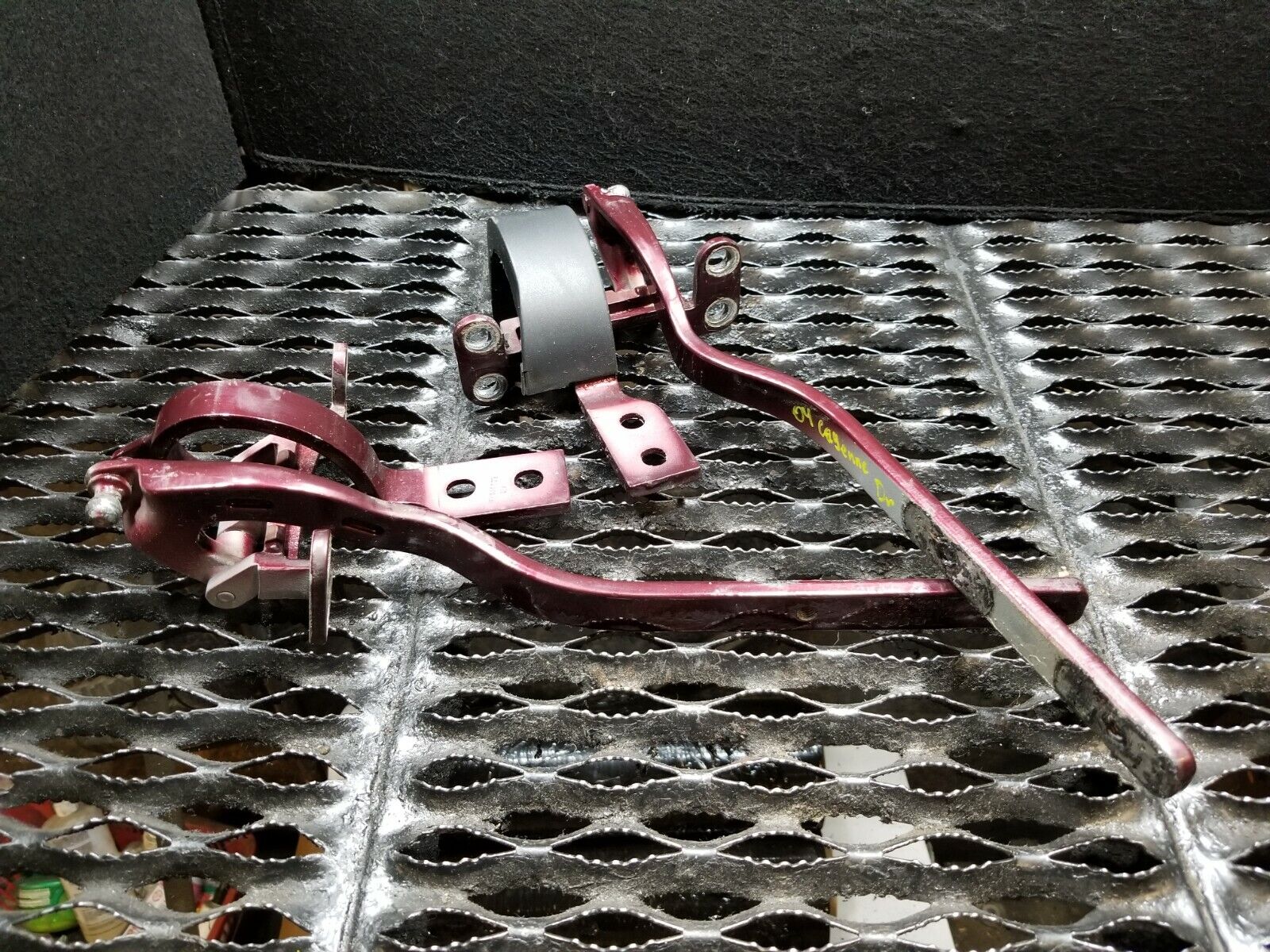 04-06 Porsche Cayenne Rear Trunk Lid Hinge Set - Left & Right OEM Replacement Parts - Perfect for Trunk Repair & Maintenance