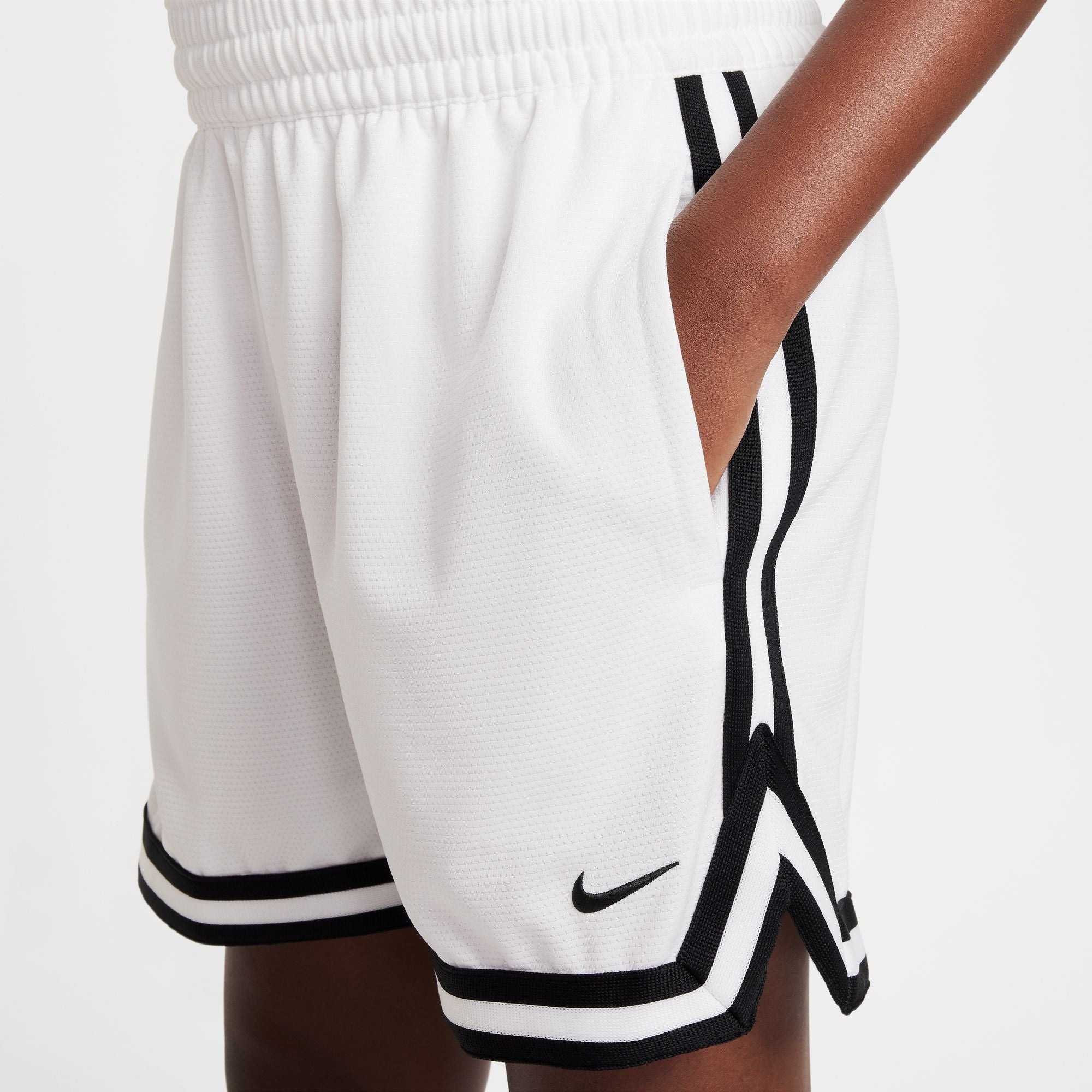 Nike Boys' Youth DNA 5 Basketball Shorts - Breathable Mesh Gym Shorts for Kids - Perfect for Basketball Practice, School PE & Casual Wear