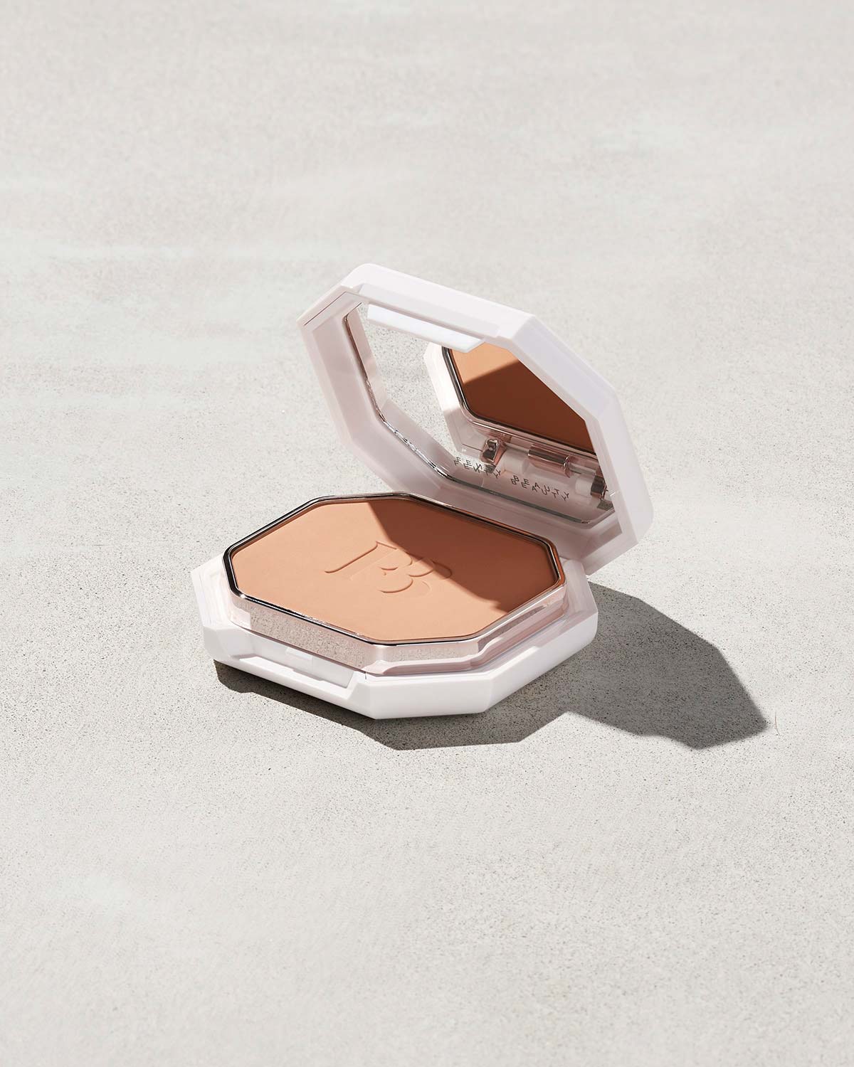 Pro Filt'r Soft Matte Powder Foundation #220 - Oil-Free, Long-Lasting Coverage for Flawless Skin | Perfect for Everyday Wear & Special Occasions