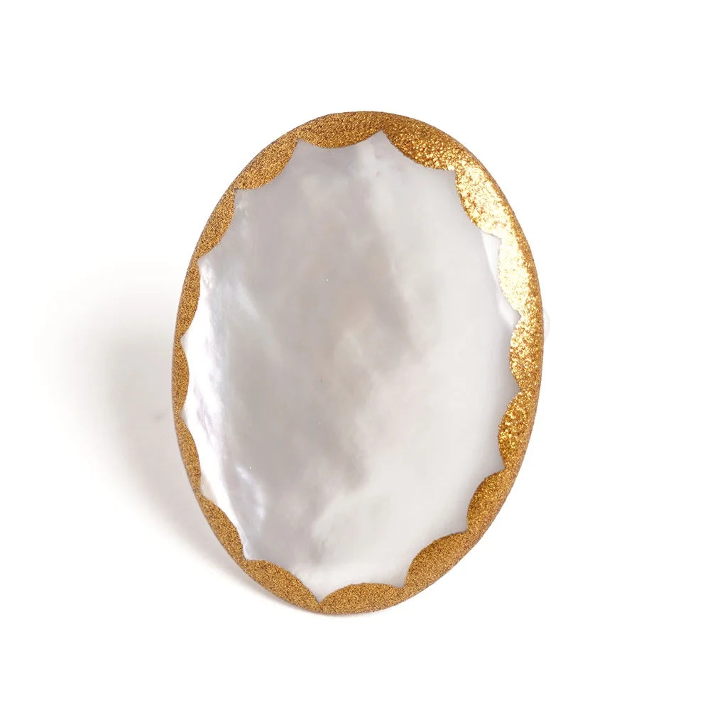 Exquisite Maki-e Urushi Lacquer Brooch with White South Sea Pearl Shell - Traditional Japanese Lacquer Jewelry - Elegant Frame Design for Women's Formal Wear & Special Occasions