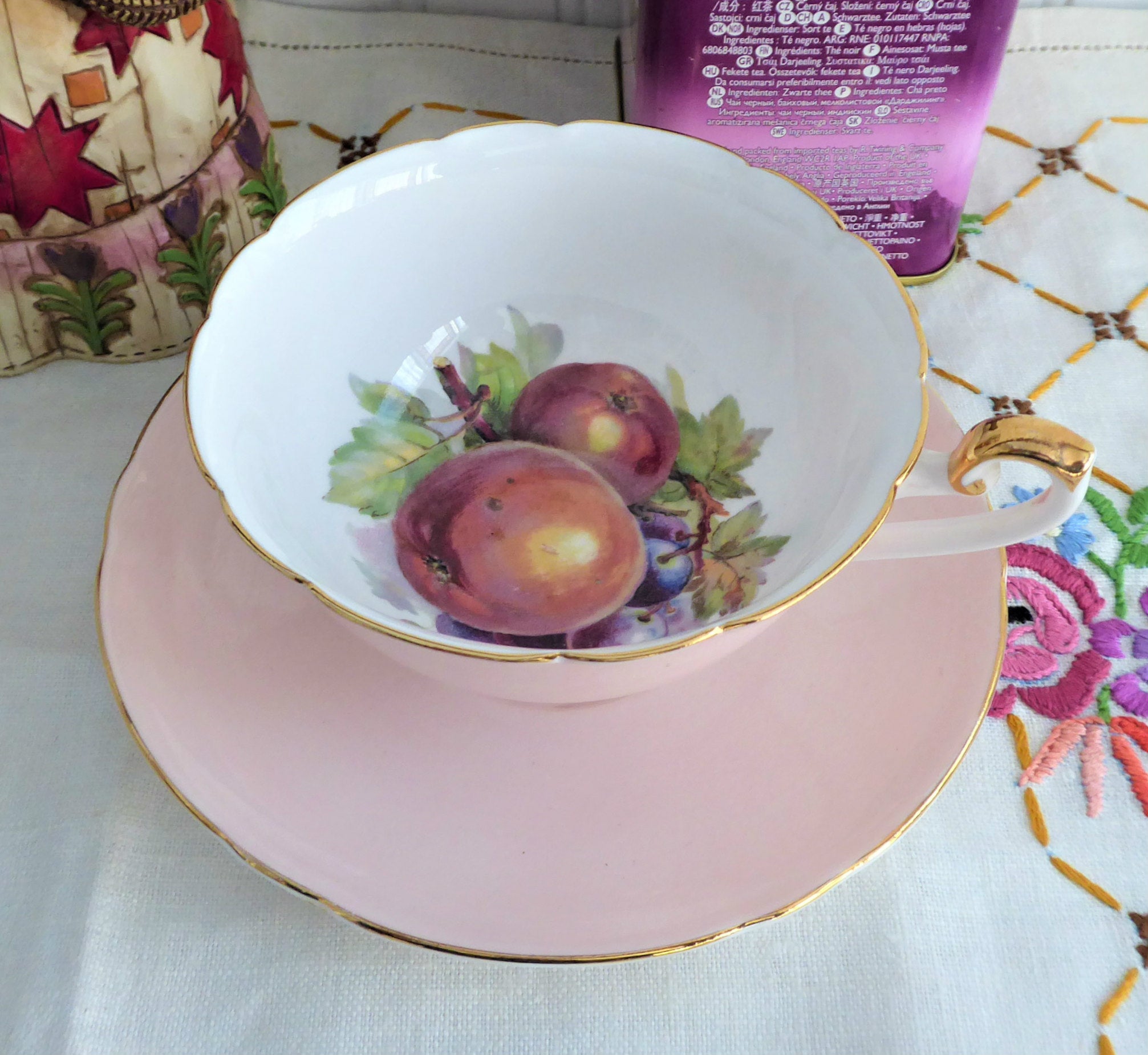 Vintage Shelley Pink Fruit Center Cup and Saucer Set - Boston Shape with Gold Trim, 1960s Floral Tea Set for Afternoon Tea, Collectible Fine China for Home Decor and Gift Giving