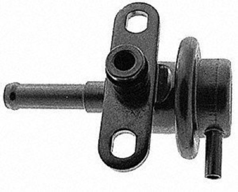Standard Motor Products PR65 Fuel Pressure Regulator - High Performance Automotive Fuel System Regulator for Cars, Trucks & SUVs | Ideal for Engine Tuning & Fuel Efficiency Upgrades