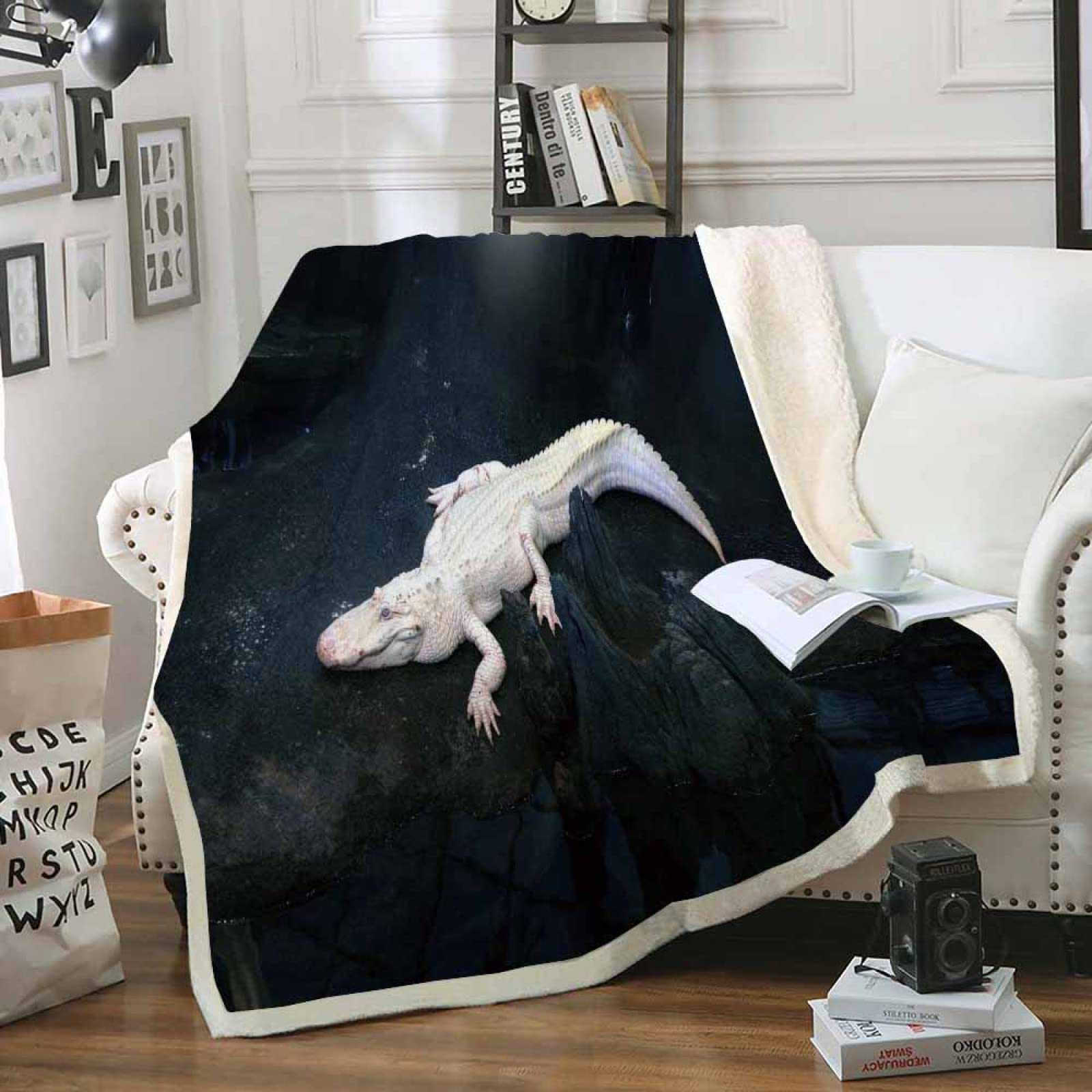 3D Print Black Alligator Throw Blanket - Ultra Soft Breathable Flannel Blanket 40x50 Inch, Washable & Cozy for Couch, Bed, Sofa - Perfect for All Seasons | Home Decor, Movie Nights & Gift Giving