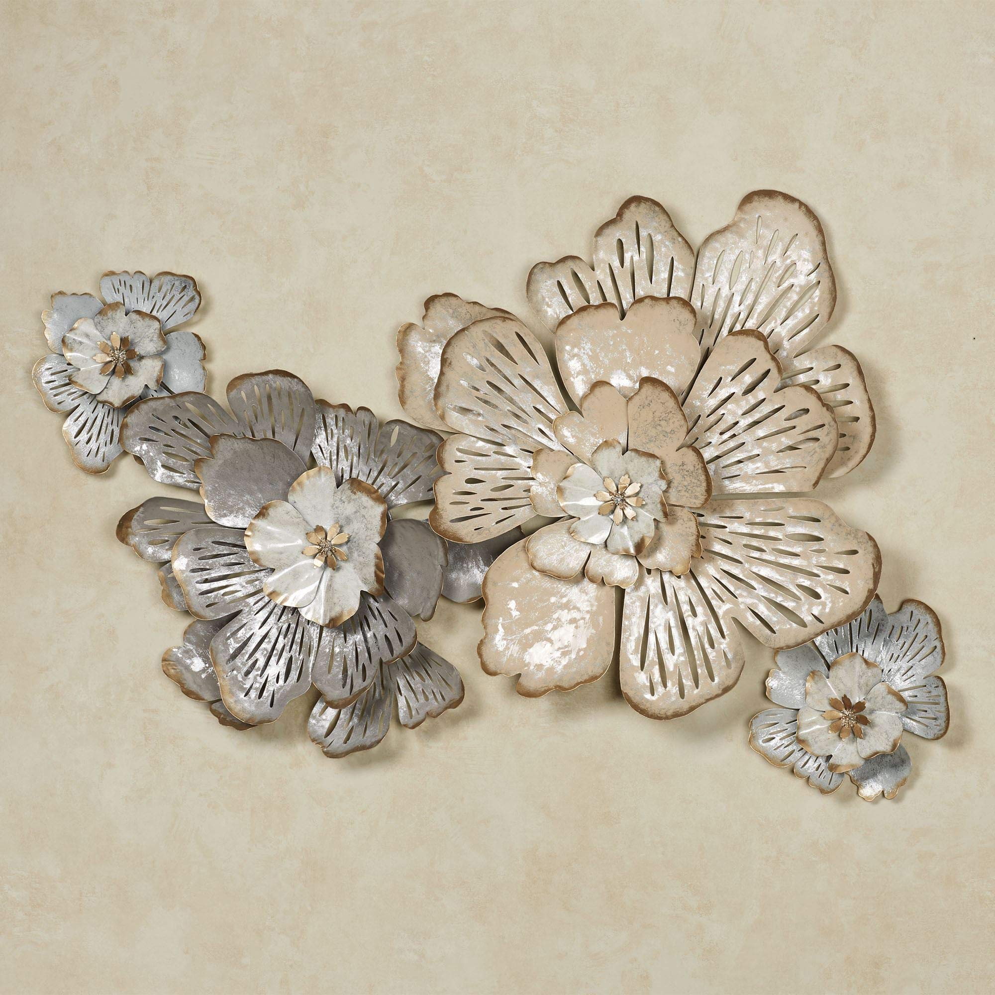 Touch of Class Grand Allure Floral Blossoms Metal Wall Art in Cream | Elegant Flower Design Sculpture | Handcrafted Home Decor for Bedroom, Living Room, Entryway & Office | Perfect for Farmhouse, Boho & Modern Interior Styles