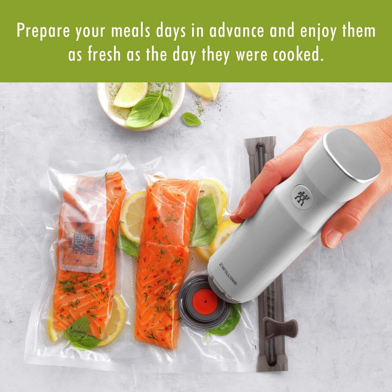 ZWILLING Fresh & Save 20-Piece Vacuum Sealer Bags Set - Reusable Sous Vide & Food Storage Bags for Meal Prep, Snacks | Dishwasher Safe, Clear & Assorted Sizes | Perfect for Sous Vide Cooking, Freezing & Organizing Leftovers
