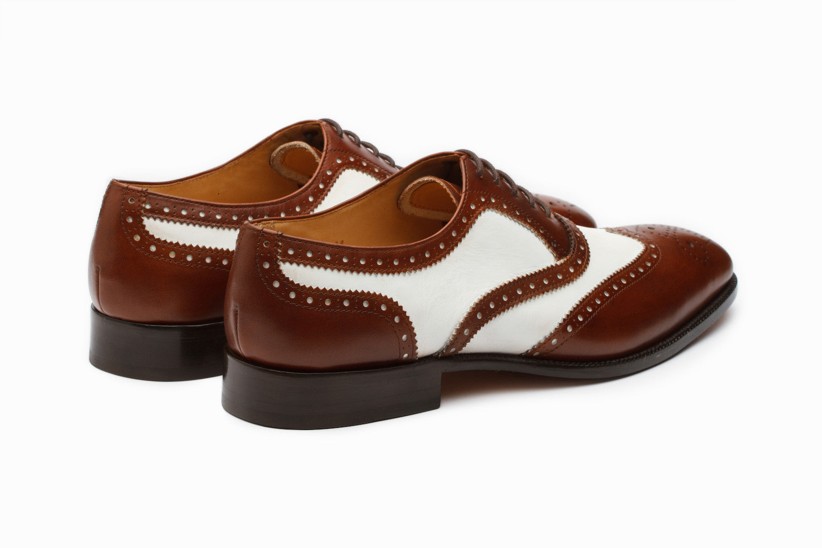 Men's Spectator Wingtip Oxford Shoes in Brown & White - Classic Two-Tone Dress Shoes for Business, Office & Formal Events