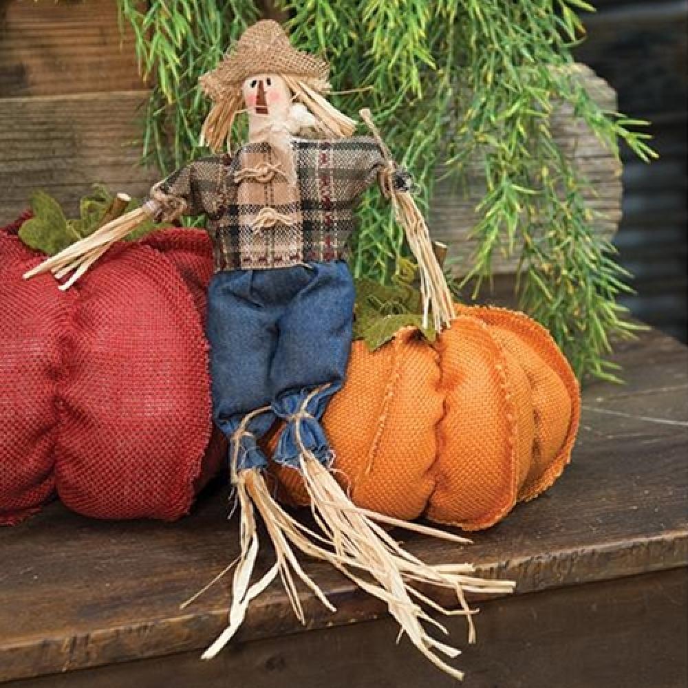 Stylish Plaid Scarecrow for Garden Decoration - Perfect for Halloween, Fall Harvest & Outdoor Farm Decor