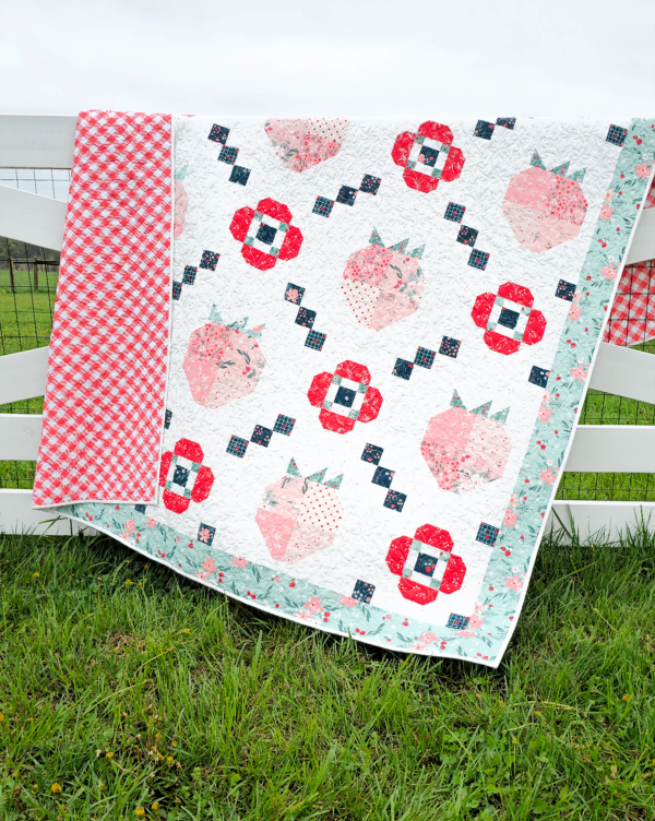 Berry Market Quilt Pattern by Beverly McCullough of Flamingo Toes - DIY Quilting Kit for Home Decor, Baby Blankets & Gift Making