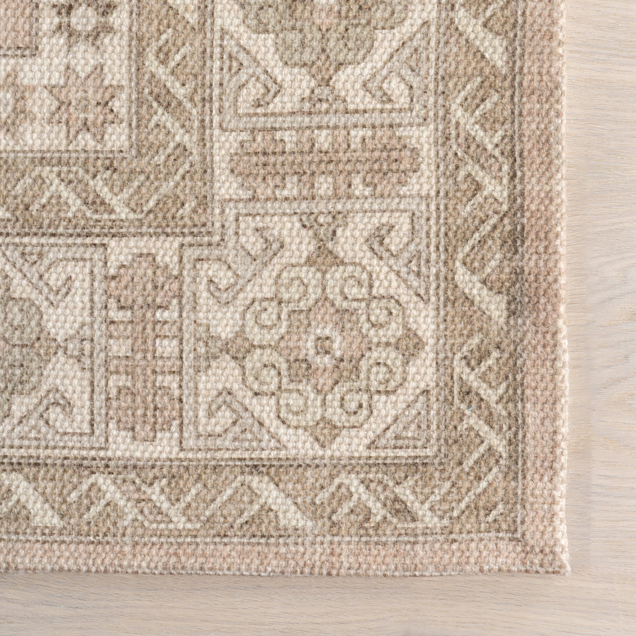 Soft Fae Wool and Cotton Rug in Beige - Perfect for Living Room, Bedroom, or Nursery Decor