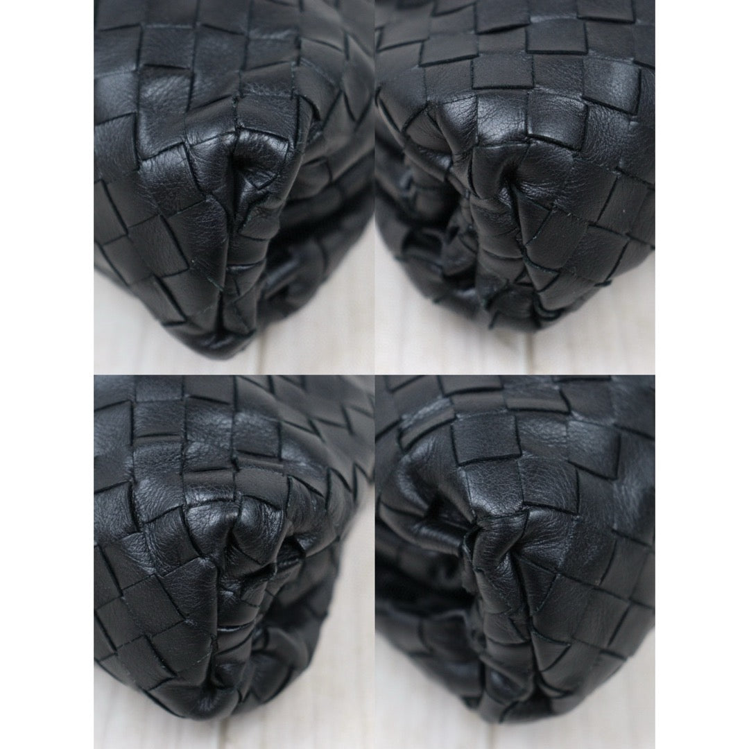Bottega Veneta S25032619 Mini Pouch Classic in Genuine Lamb Leather - Pre-Owned Luxury Handbag (Very Good Condition) | Perfect for Evening Events, Date Nights & Special Occasions