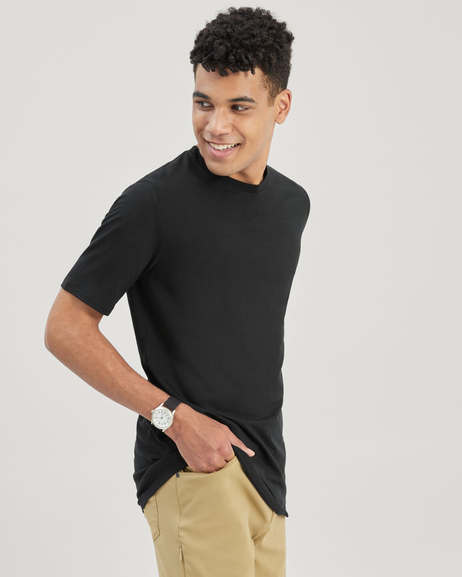 Premium 100% Merino Wool Men's T-Shirt - Soft Breathable Black Tee for Outdoor Hiking, Travel & Casual Wear