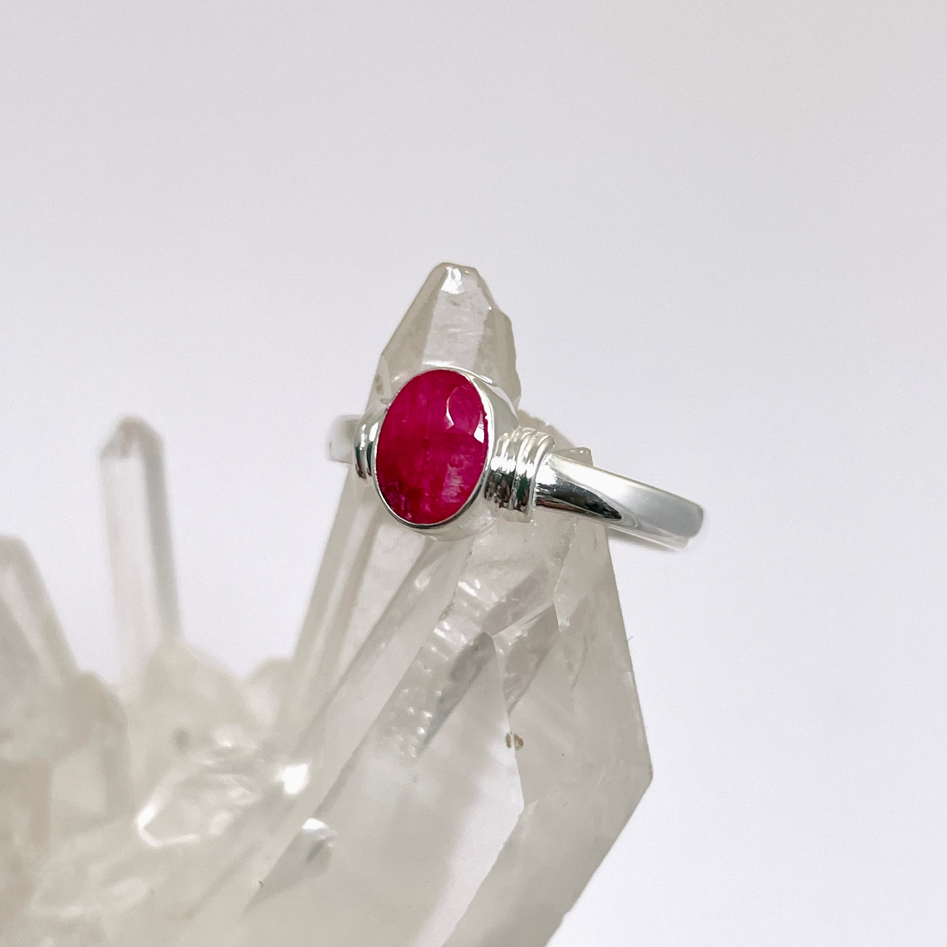 Ruby Oval Faceted Gemstone in Elegant Decorative Setting R4831 - Perfect for Jewelry Making, Gift Giving & Home Decor