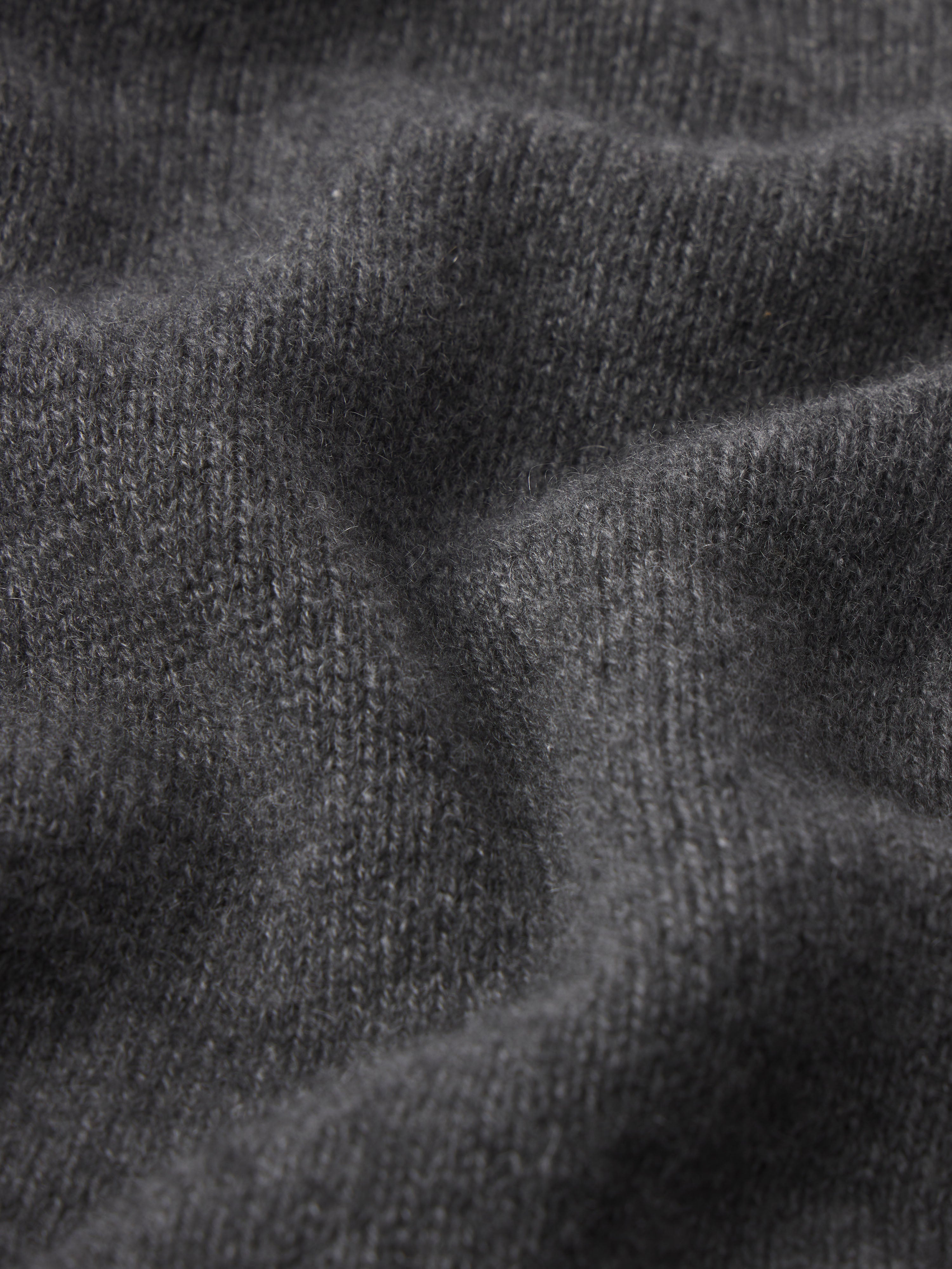 Luxury Cashmere Sweater for Women - Soft & Warm Dark Grey Heather Pullover - Perfect for Fall & Winter Outfits, Office Wear & Casual Chic