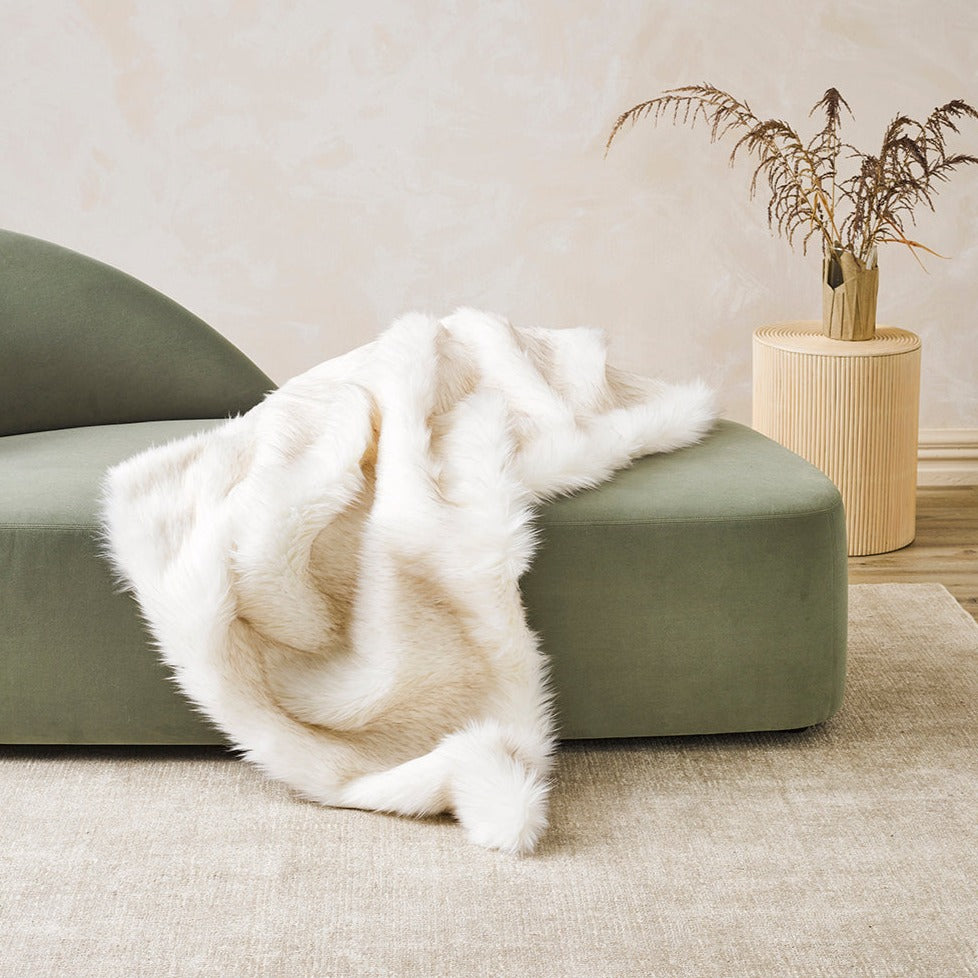 Premium NZ Made Faux Fur Throw Blanket 150x180cm - Norwegian Fox Design - Ultra Soft & Luxurious for Bed, Couch & Home Decor