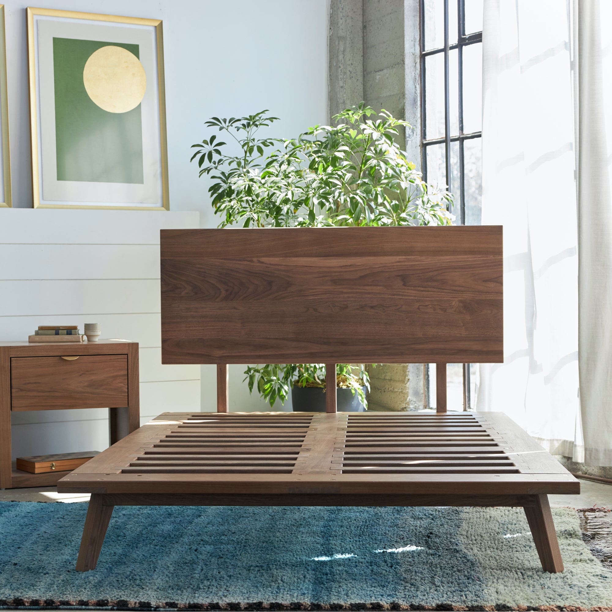 Mid Century Modern Bed Frame - Queen Size Solid Wood Platform Bed with Upholstered Headboard - Stylish & Sturdy Bedroom Furniture for Home Decor & Relaxation