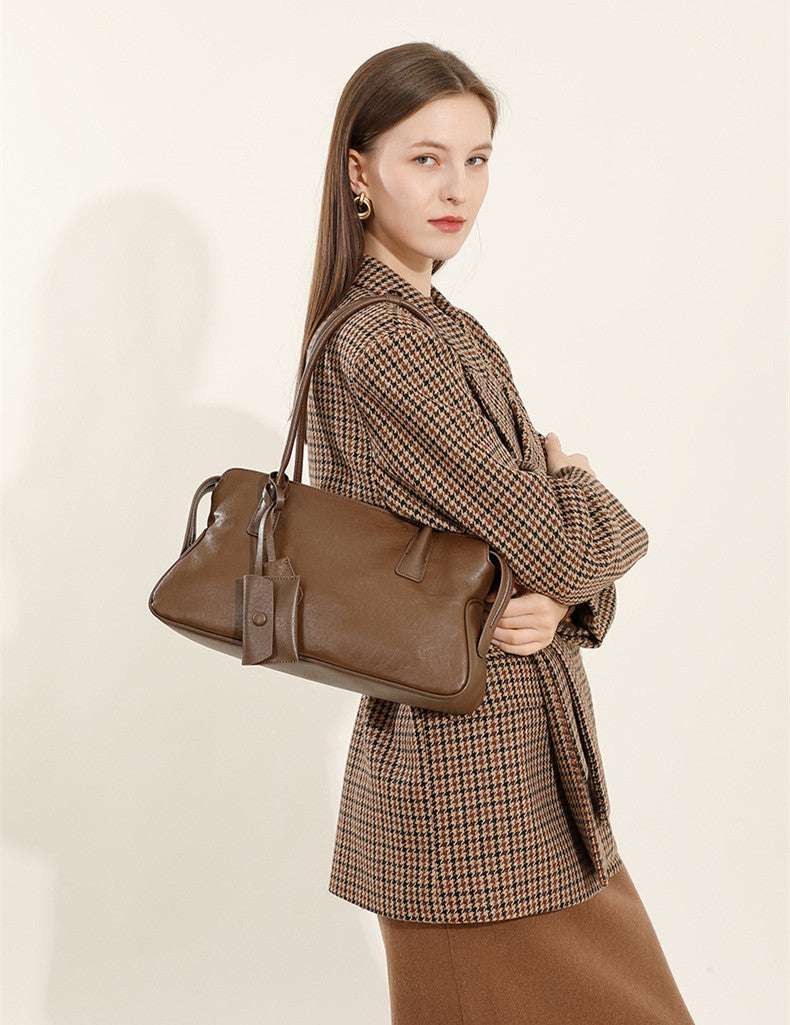 Stylish & Durable Women's Shoulder Bag for Everyday Use - Perfect for Work, Travel & Shopping