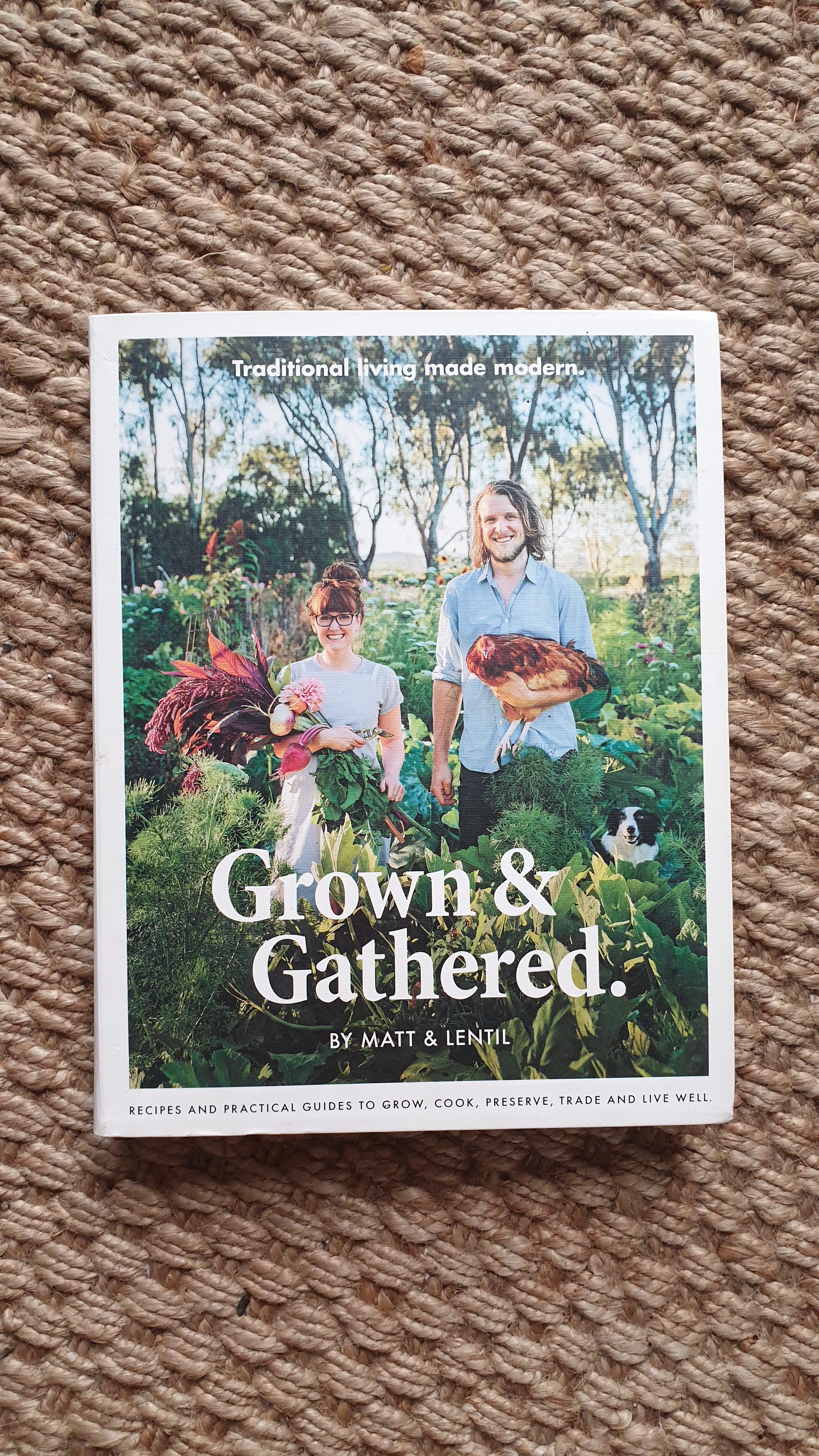 Grown & Gathered - Organic Homegrown Herbs & Vegetables for Healthy Cooking | Perfect for Farm-to-Table Meals, Vegan Recipes & Sustainable Living