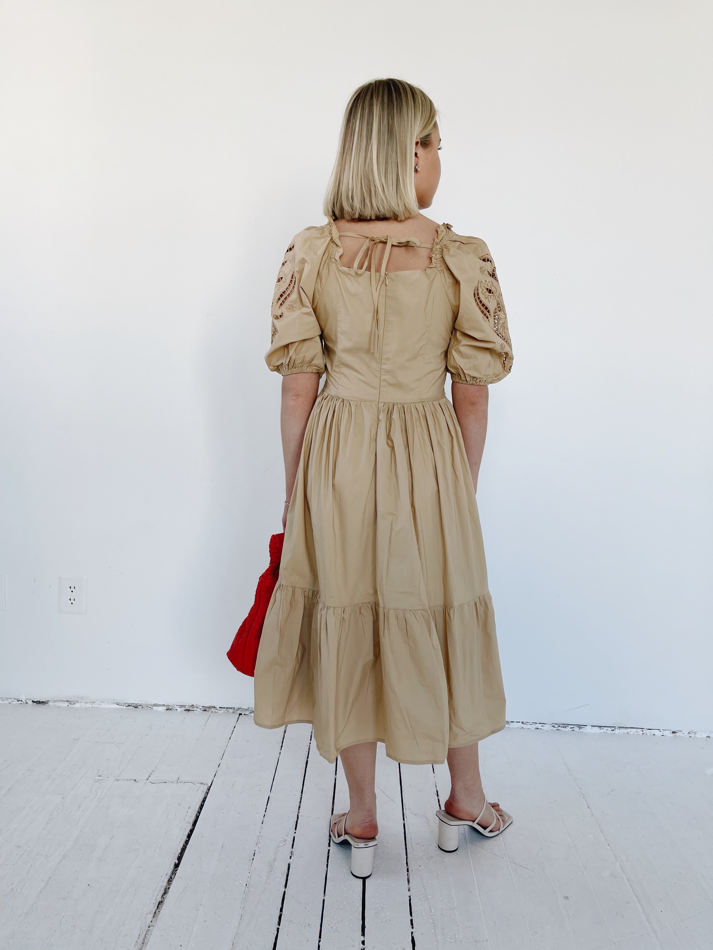 Remi Dress - Elegant Women's Floral Summer Dress for Casual Wear, Parties & Beach Outfits | Perfect for Date Nights, Vacations & Special Occasions